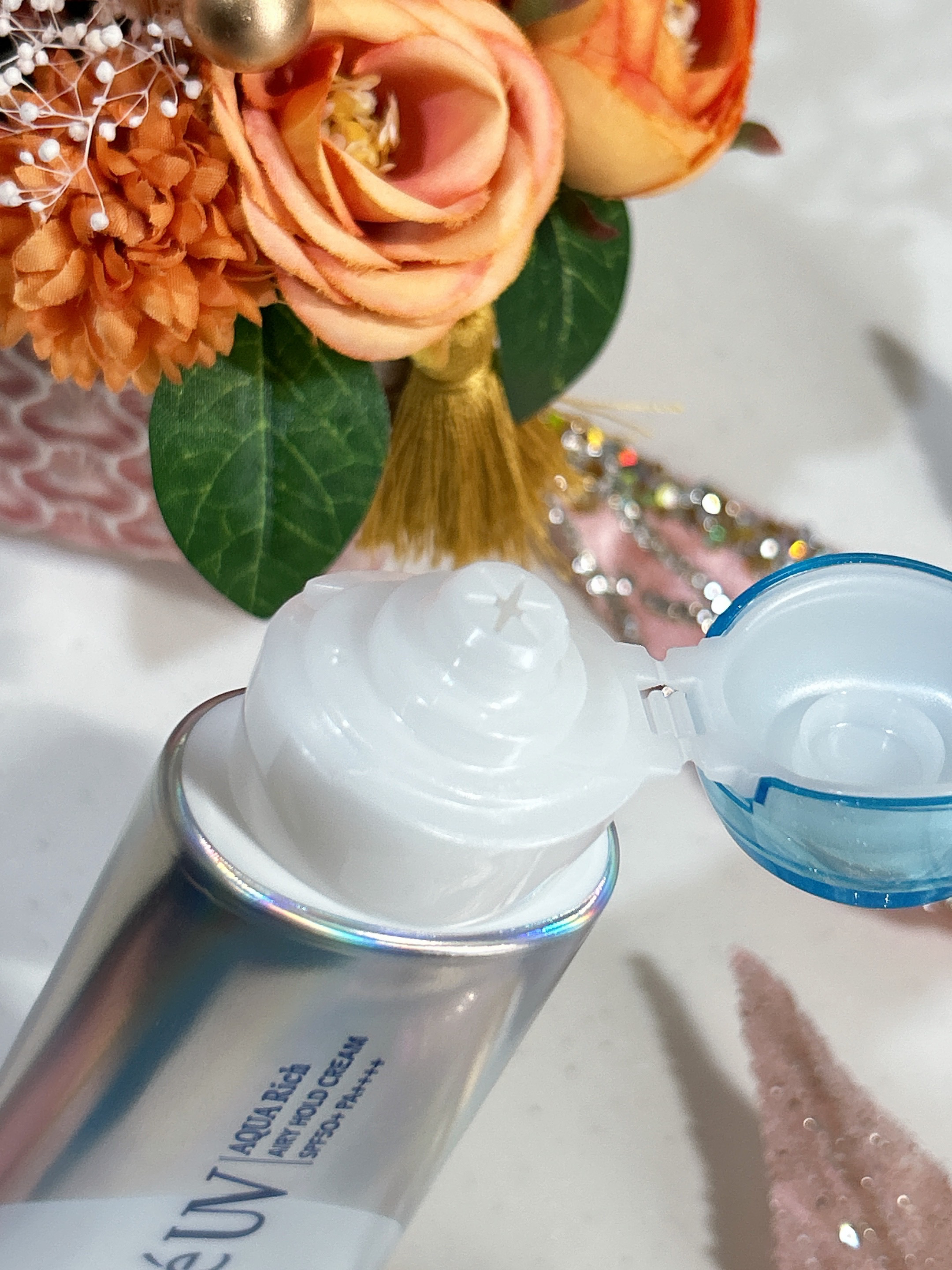 アクアリッチ エアリーホールドクリーム（呼吸感ベールUV）/ビオレ/日焼け止めクリームを使ったクチコミ（3枚目）