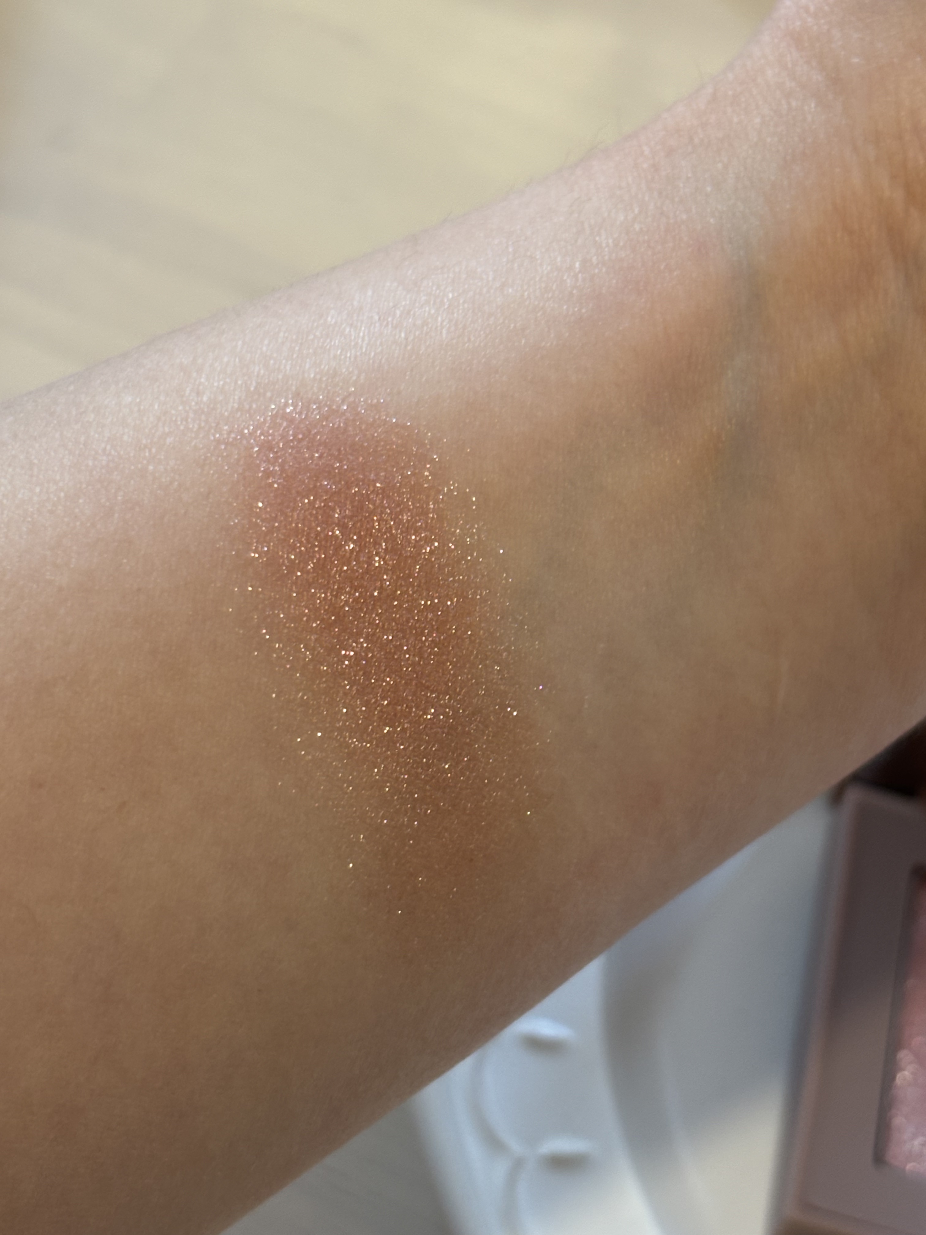 ニューデップスアイシャドウ/hince/単色アイシャドウを使ったクチコミ（2枚目）