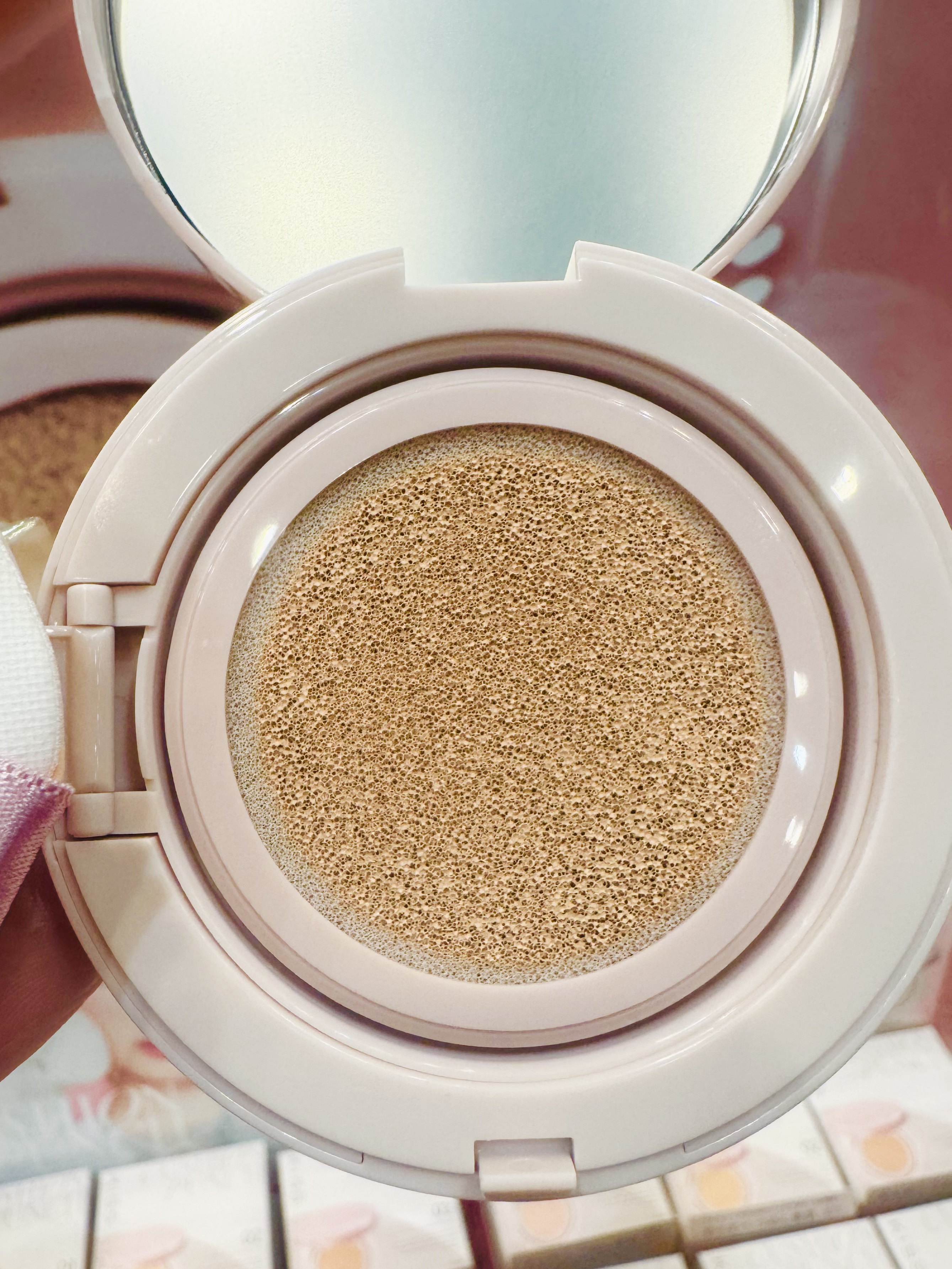 キス クッションパンチ/KiSS/クッションファンデーションを使ったクチコミ（3枚目）