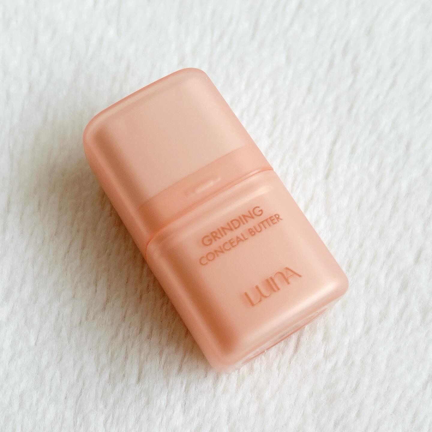 グラインディングコンシールバター 01 サーモンベージュ/LUNA/クリームコンシーラーを使ったクチコミ（2枚目）