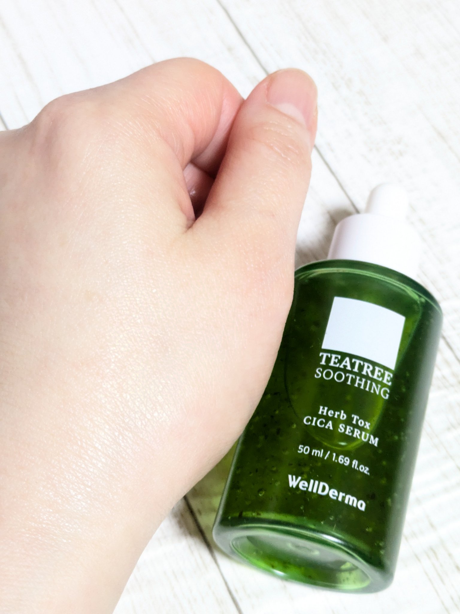 ティーツリーハーブトックスシカアンプル美容液/WellDerma/美容液を使ったクチコミ（2枚目）