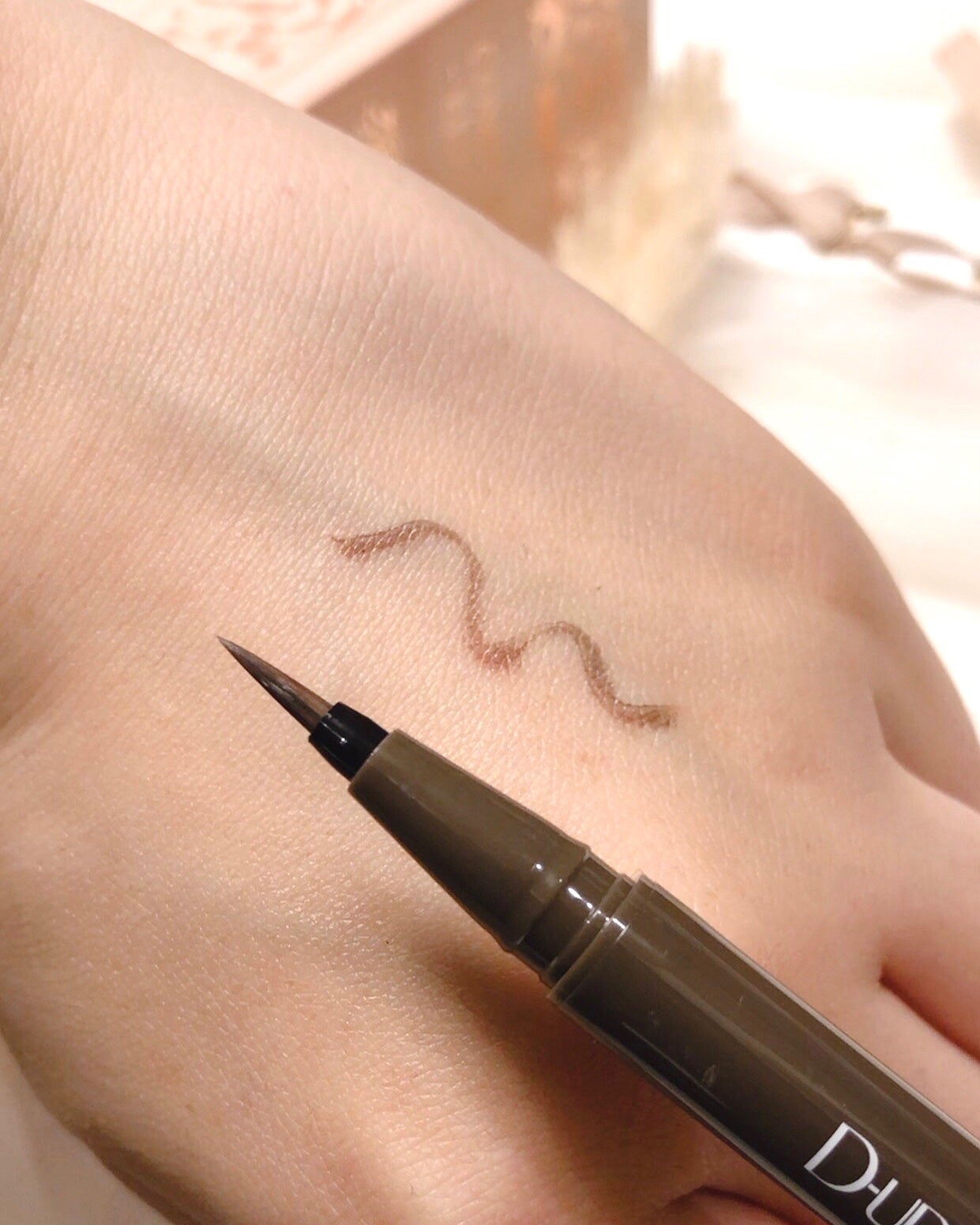 シルキーリキッドアイライナーWP/D-UP/リキッドアイライナーを使ったクチコミ(2枚目)