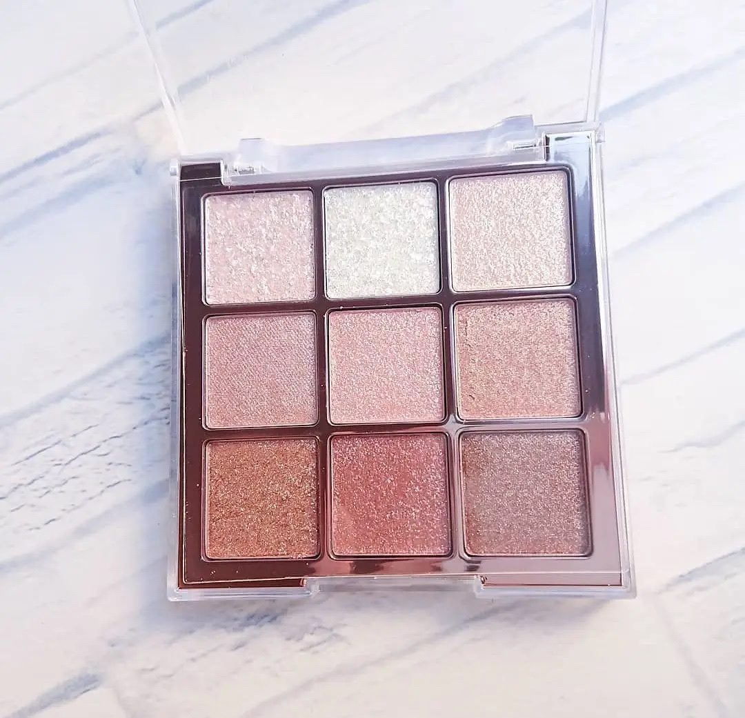 シャドウパレット 06 スノーブロッサム/dasique/アイシャドウパレットを使ったクチコミ（2枚目）