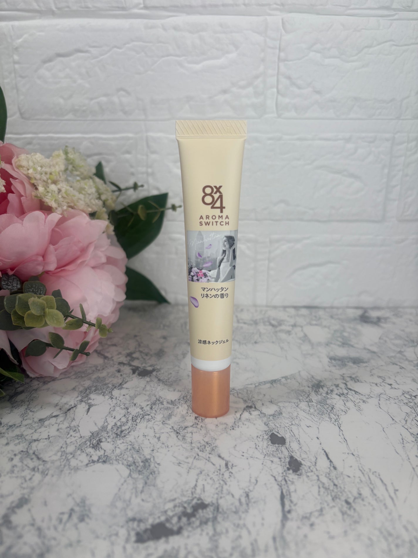 8x4 アロマスイッチ 涼感ネックジェル パリスブーケの香り/8x4/デオドラント・制汗剤を使ったクチコミ(2枚目)