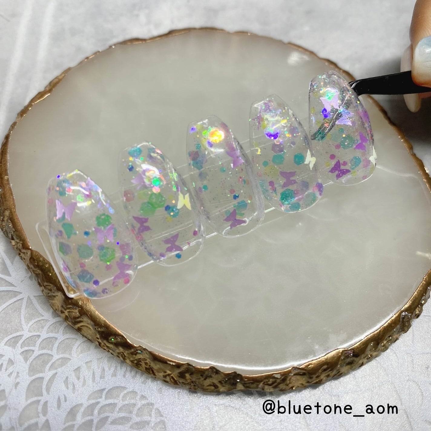 ⋆͛🦖⋆͛aomi on LIPS 「AuroraButterfly🦋✧*。#nail#selfna..」(1枚目)