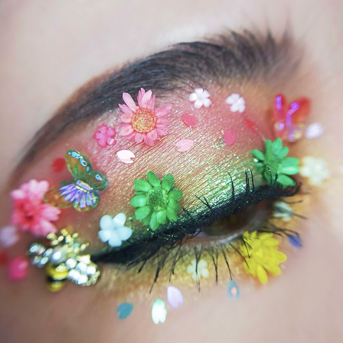 スモール アイシャドウ/M・A・C/単色アイシャドウを使ったクチコミ（2枚目）