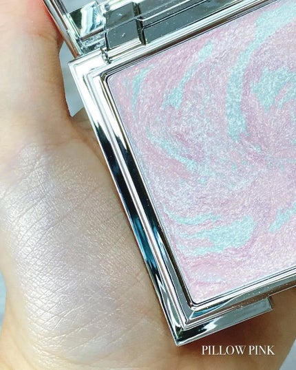 スキンルミナスハイライター/DEAR DAHLIA/パウダーハイライトを使ったクチコミ(2枚目)