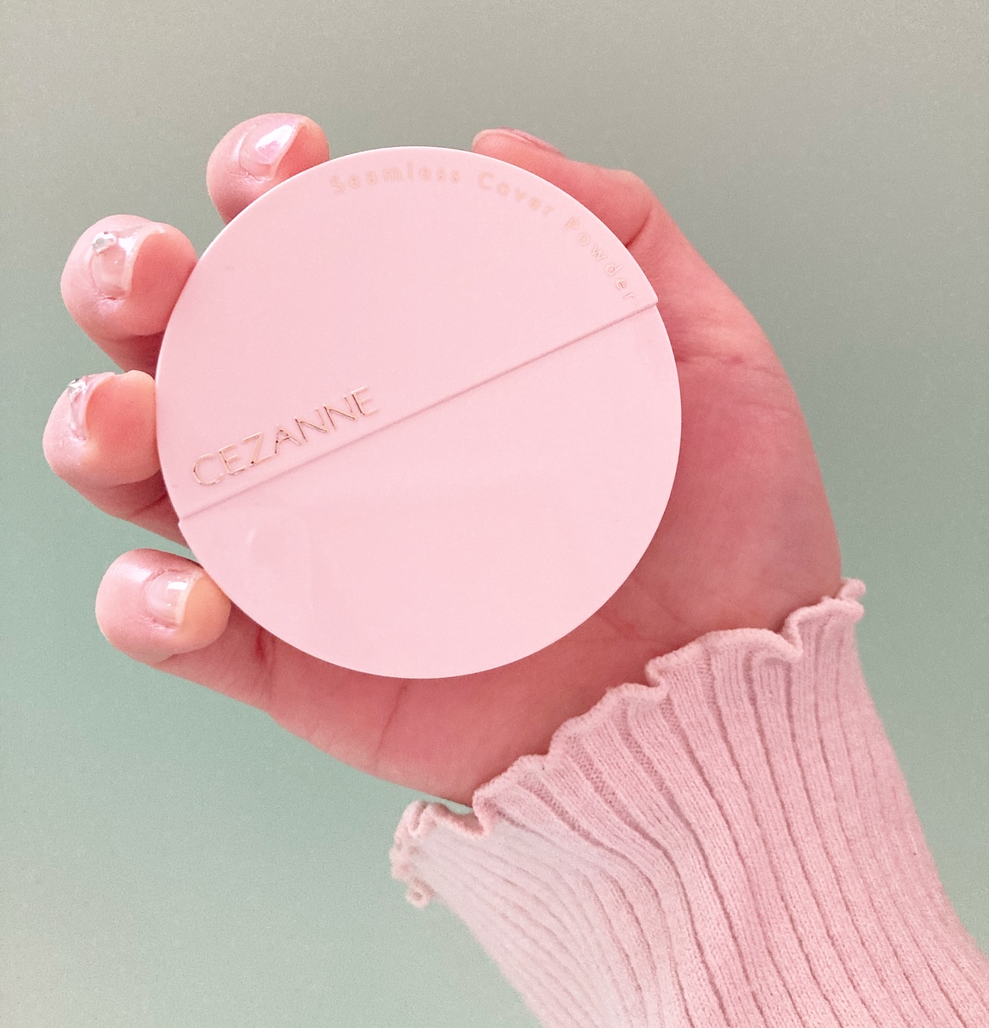 シームレスカバーパウダー/CEZANNE/フェイスパウダーを使ったクチコミ（1枚目）