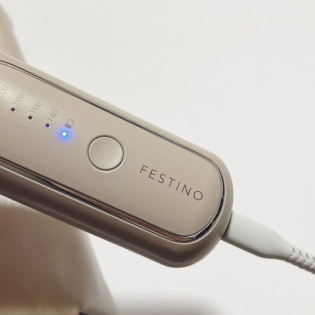 充電式 スタイリング ヒーターブラシ/FESTINO/ヒートブラシを使ったクチコミ(2枚目)