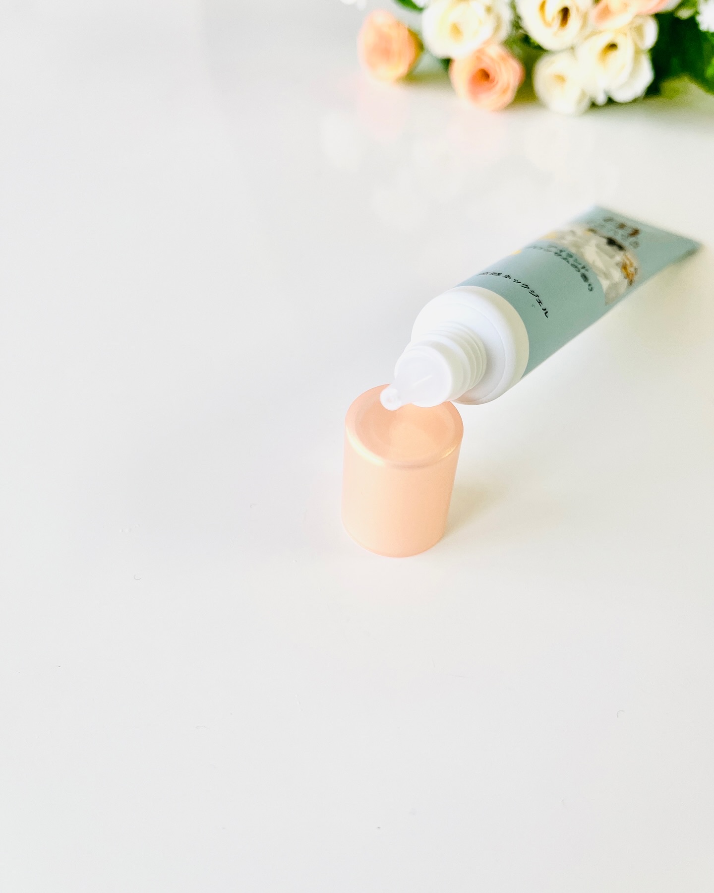 8x4 アロマスイッチ 涼感ネックジェル アイランドブロッサムの香り/８ｘ４/デオドラント・制汗剤を使ったクチコミ（3枚目）