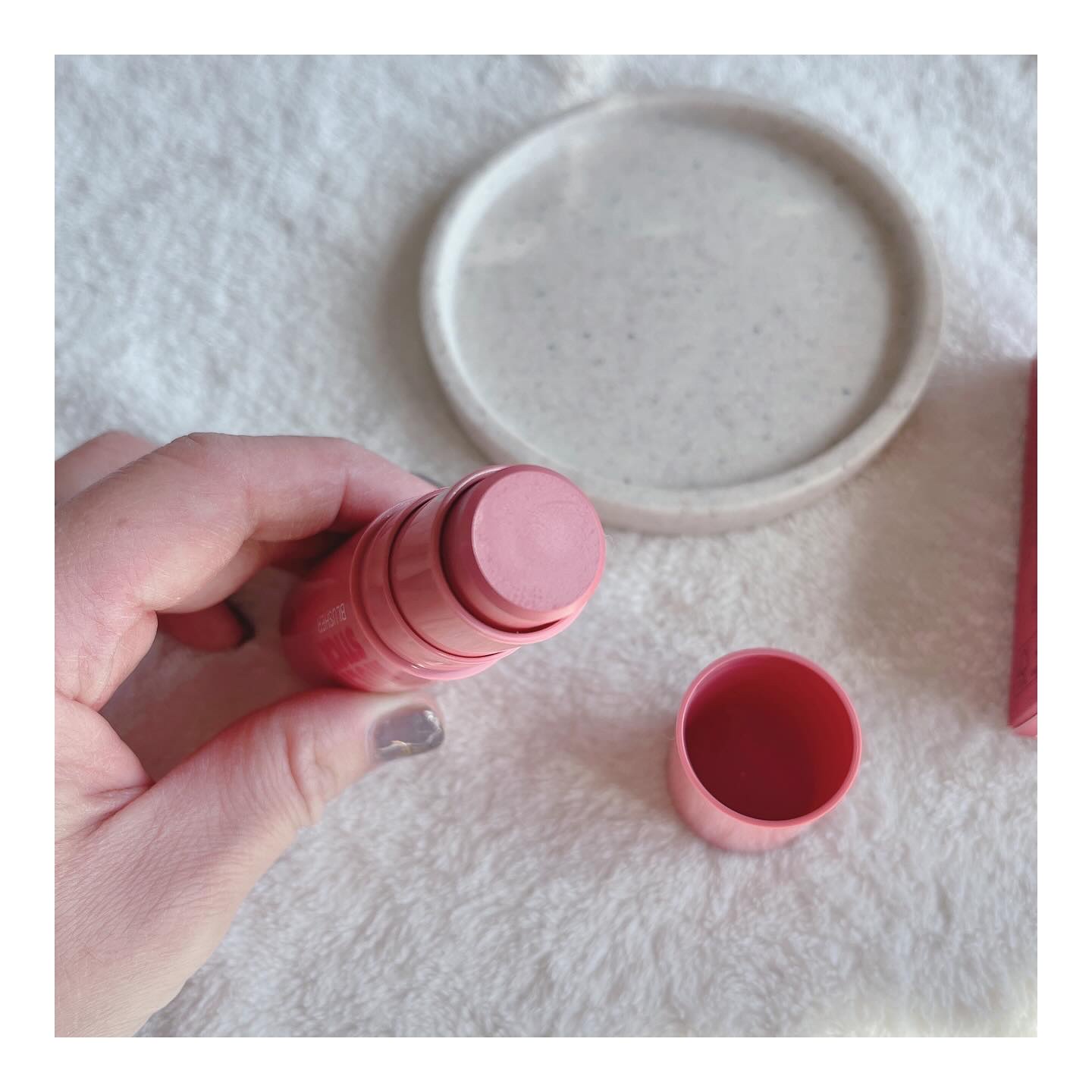 アイムマルチスティックブラッシャー/i’m meme/ジェル・クリームチークを使ったクチコミ（3枚目）