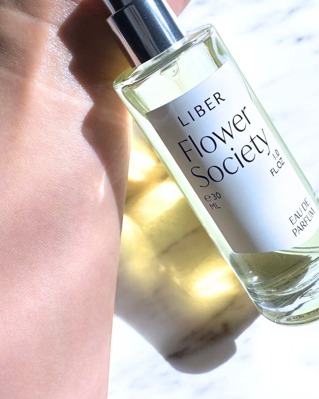 パフューム 30ml Flower Society /LIBER/香水(レディース)を使ったクチコミ（3枚目）