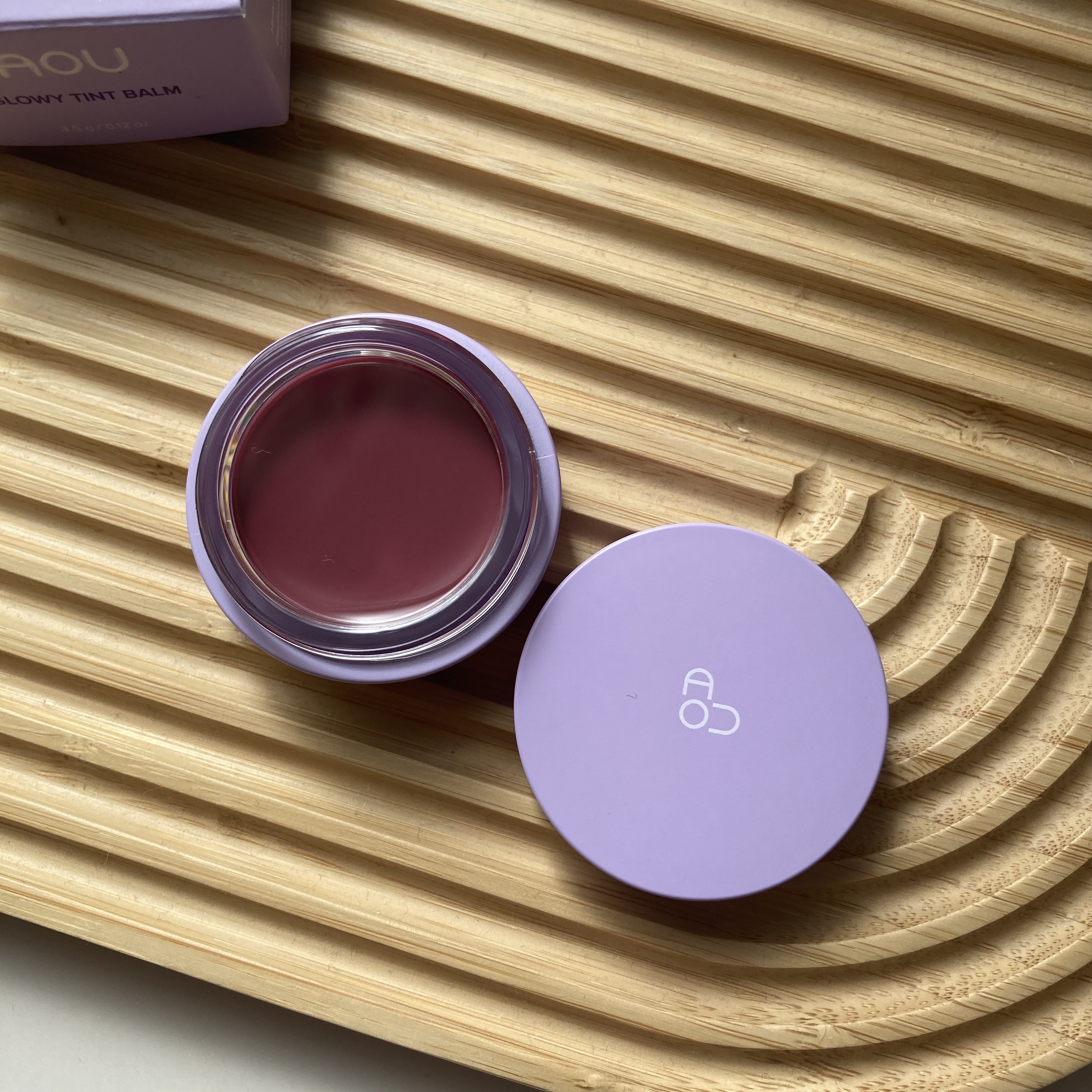 GLOWY TINT BALM/AOU/リップグロスを使ったクチコミ（1枚目）