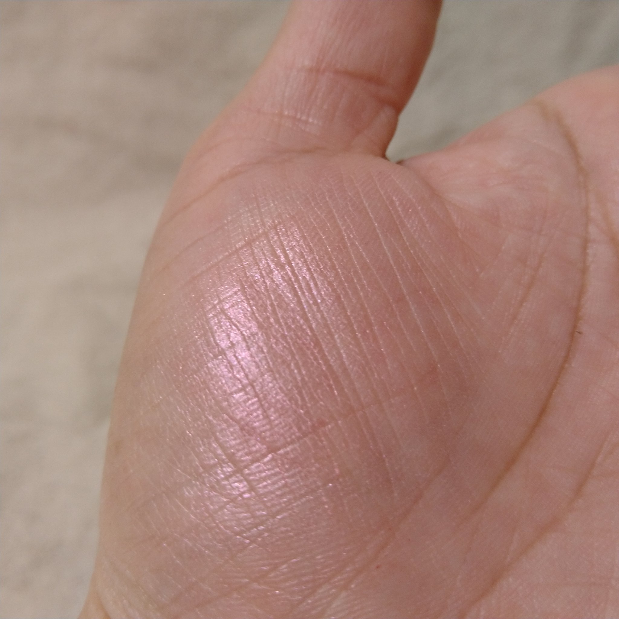 アディクション ザ ブラッシュ ニュアンサー 004N Pink Bliss/ADDICTION/パウダーチークを使ったクチコミ（1枚目）