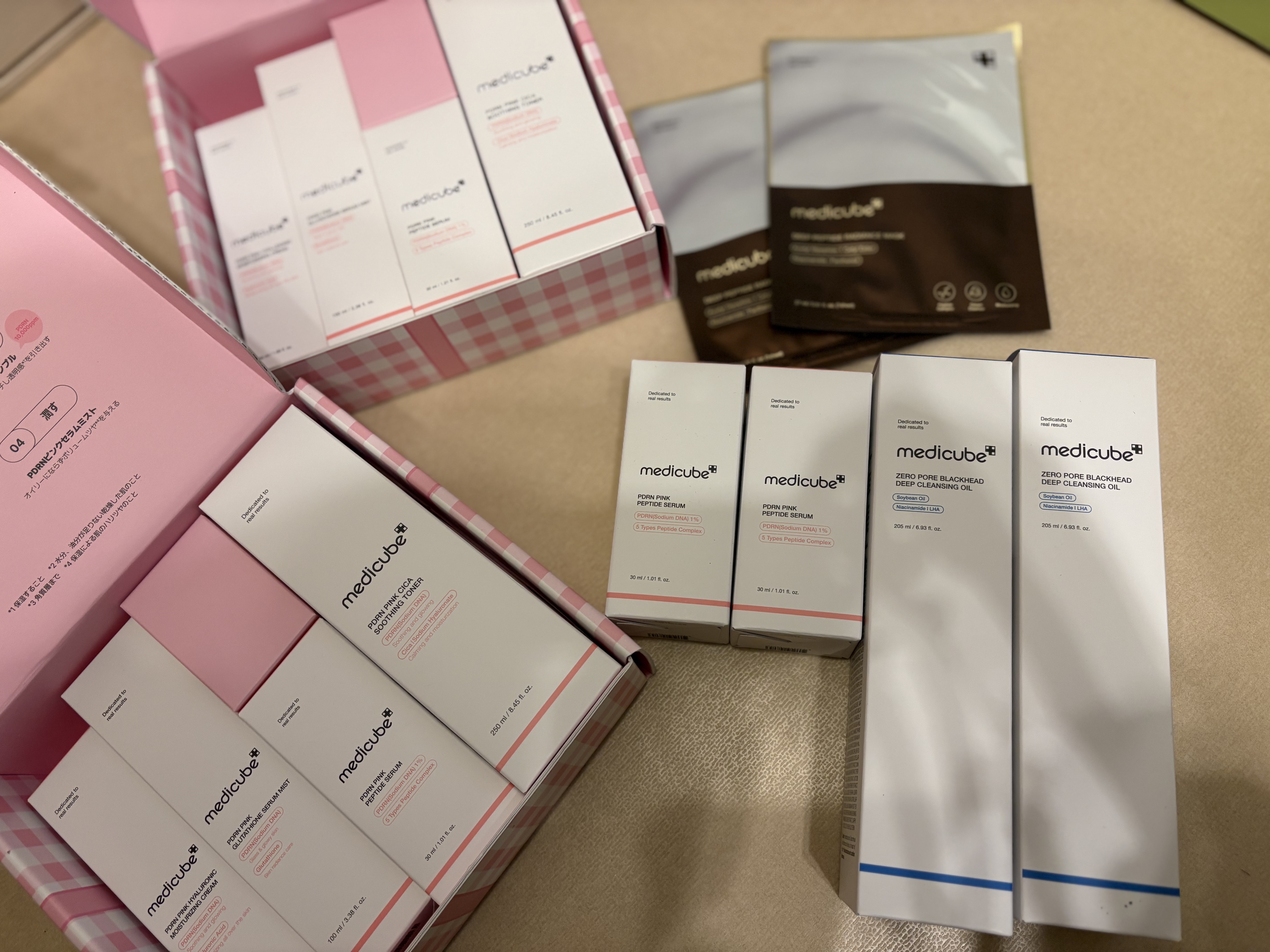 PDRN ピンク ヒアルロニック 水分クリーム/MEDICUBE/フェイスクリームを使ったクチコミ（1枚目）