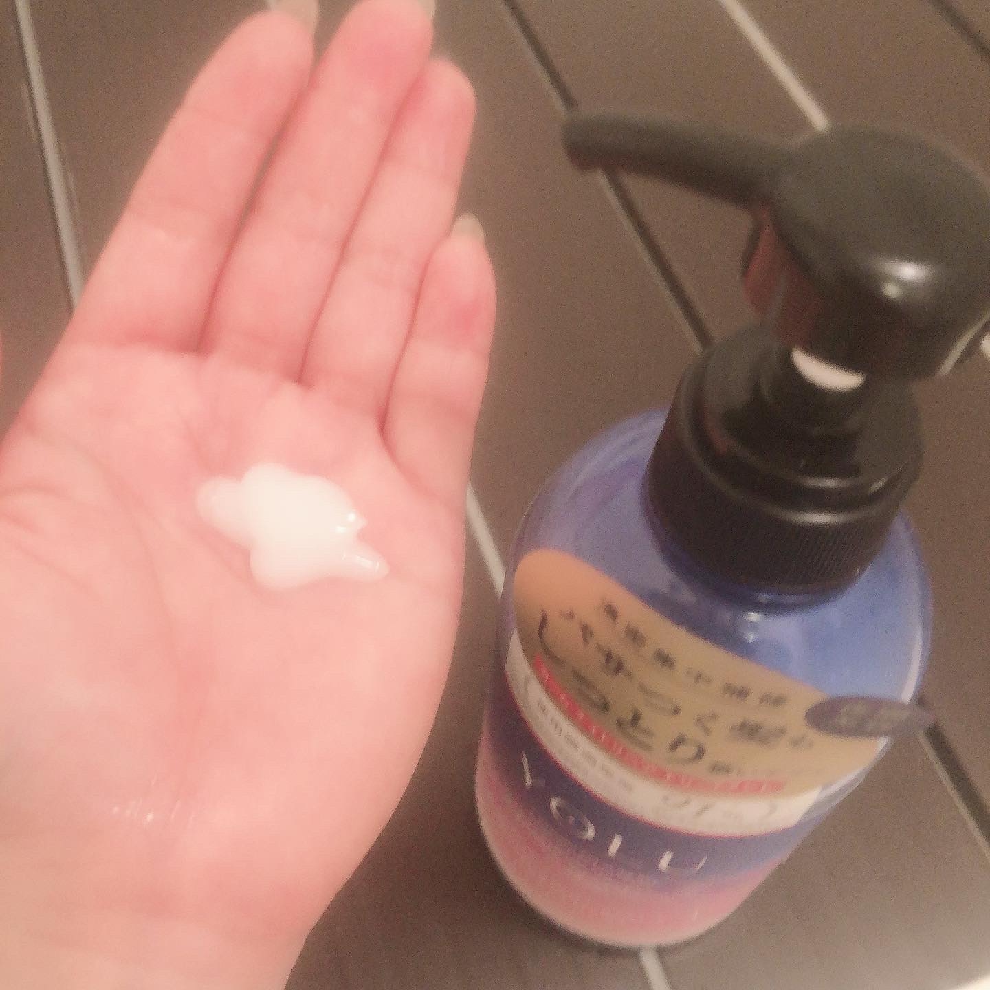 カームナイトリペアシャンプー／トリートメント/YOLU/市販シャンプーを使ったクチコミ（2枚目）