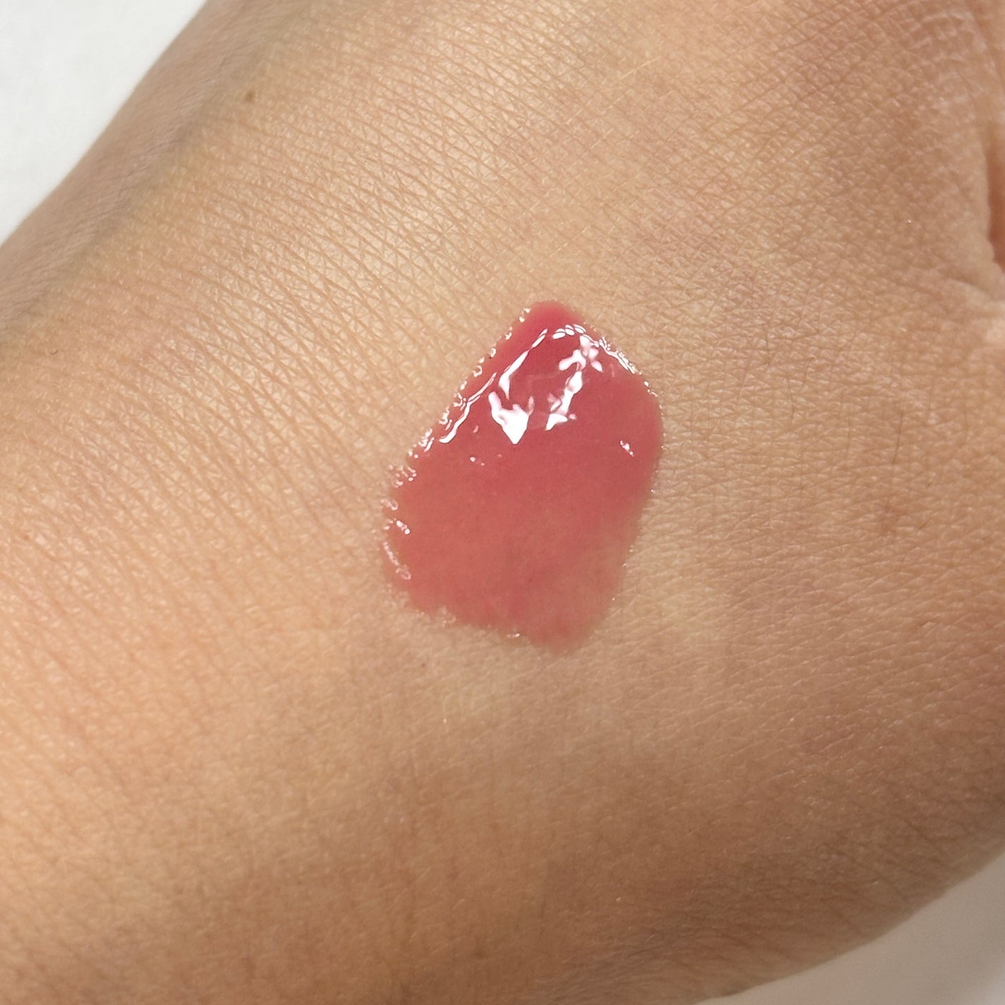 フィー 3Dボリューミンググロス/fwee/リップグロスを使ったクチコミ(4枚目)