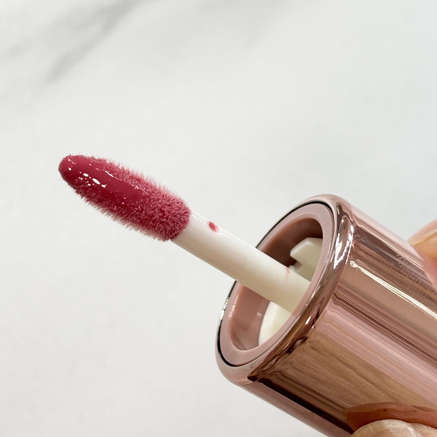 フィー 3Dボリューミンググロス/fwee/リップグロスを使ったクチコミ(3枚目)