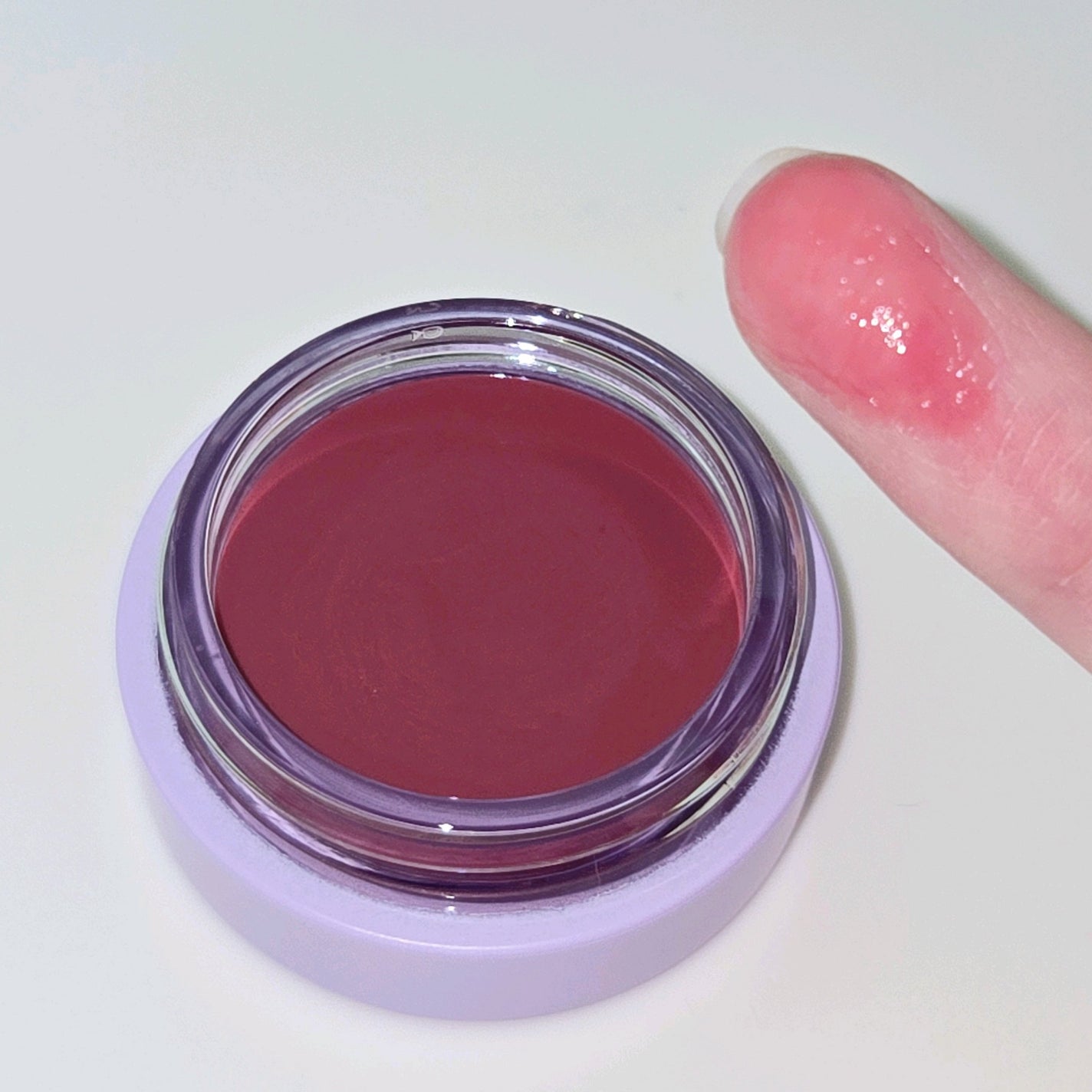 GLOWY TINT BALM/AOU/リップグロスを使ったクチコミ(4枚目)