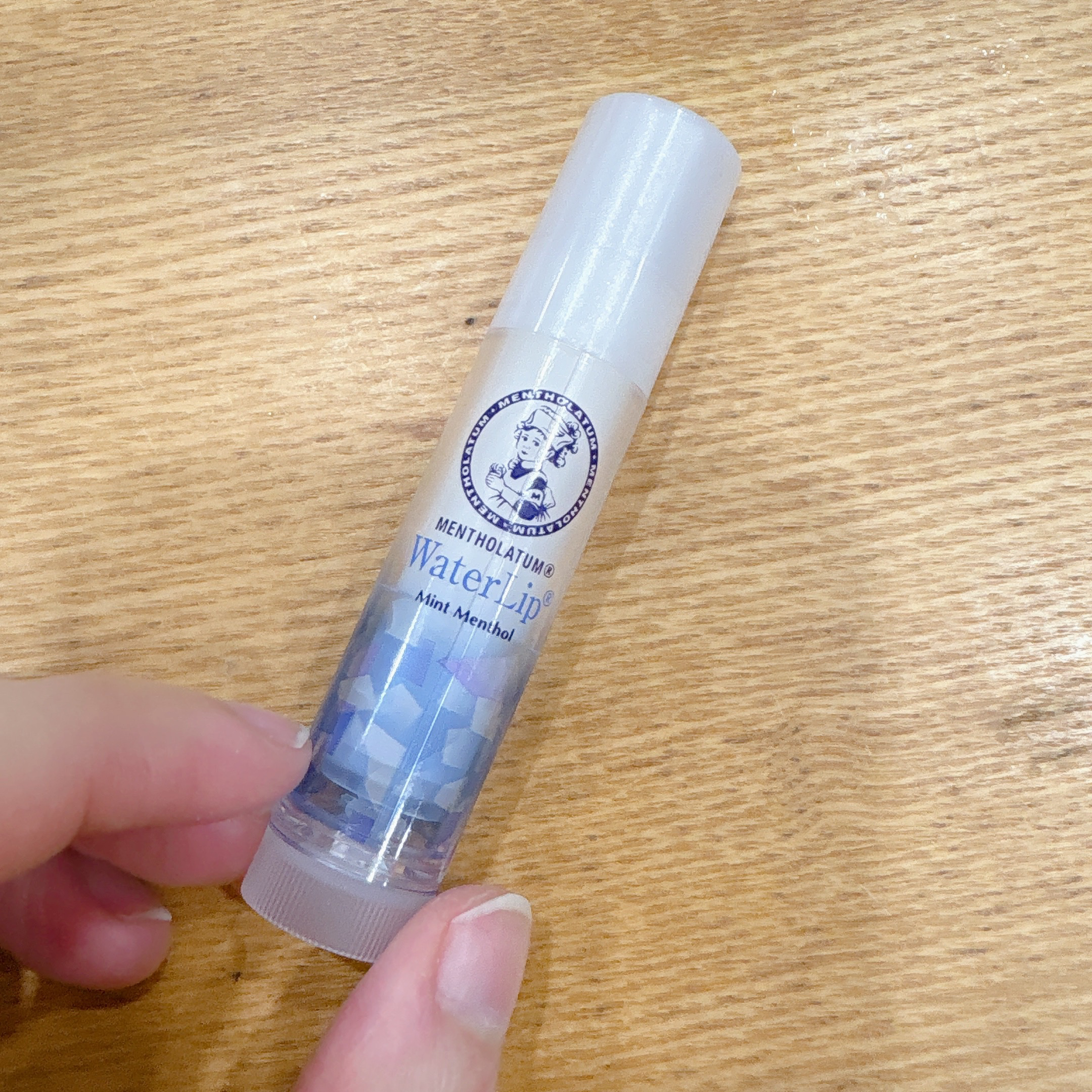 ウォーターリップ ミントメントール/メンソレータム/リップクリームを使ったクチコミ（2枚目）