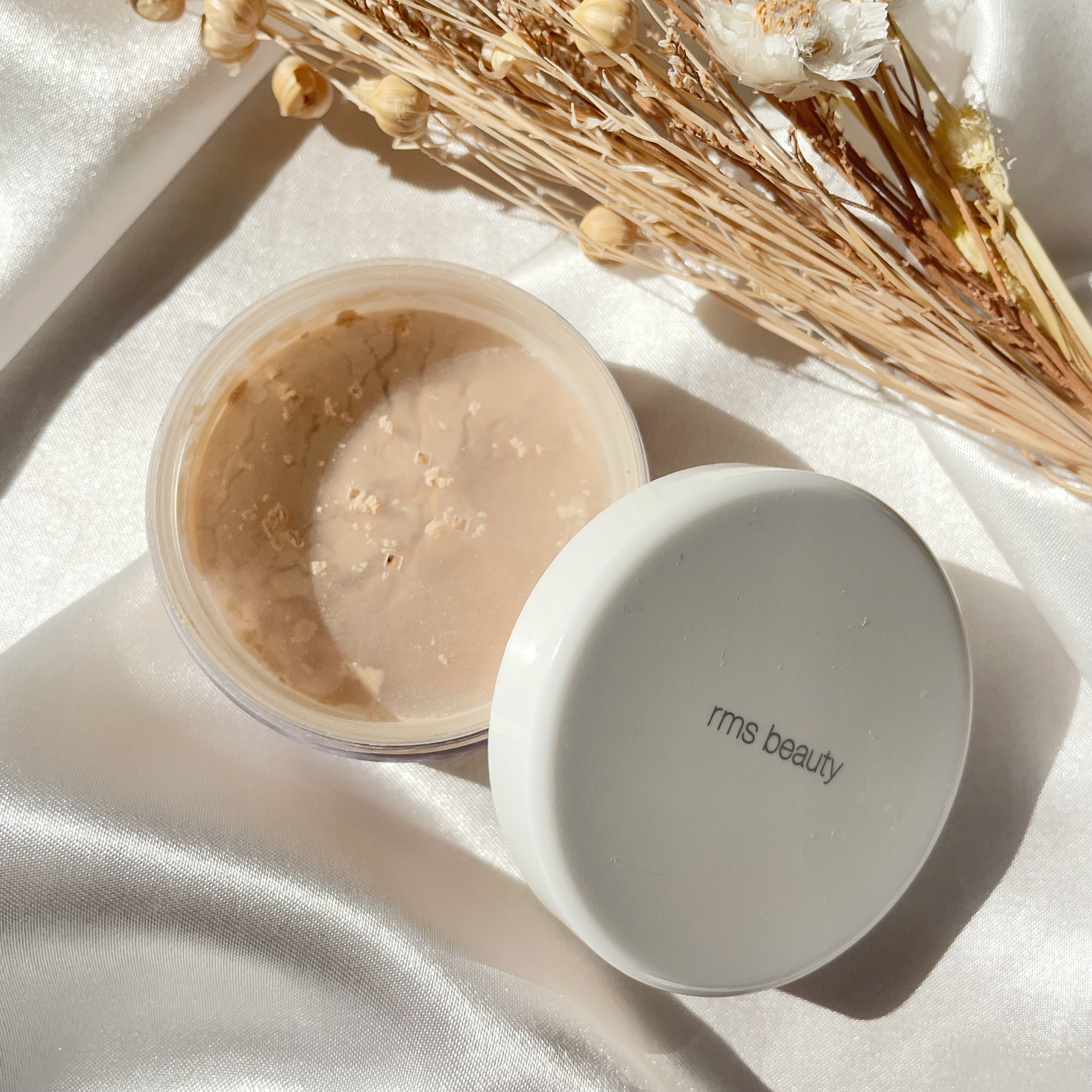 アンパウダー/rms beauty/ルースパウダーを使ったクチコミ（1枚目）