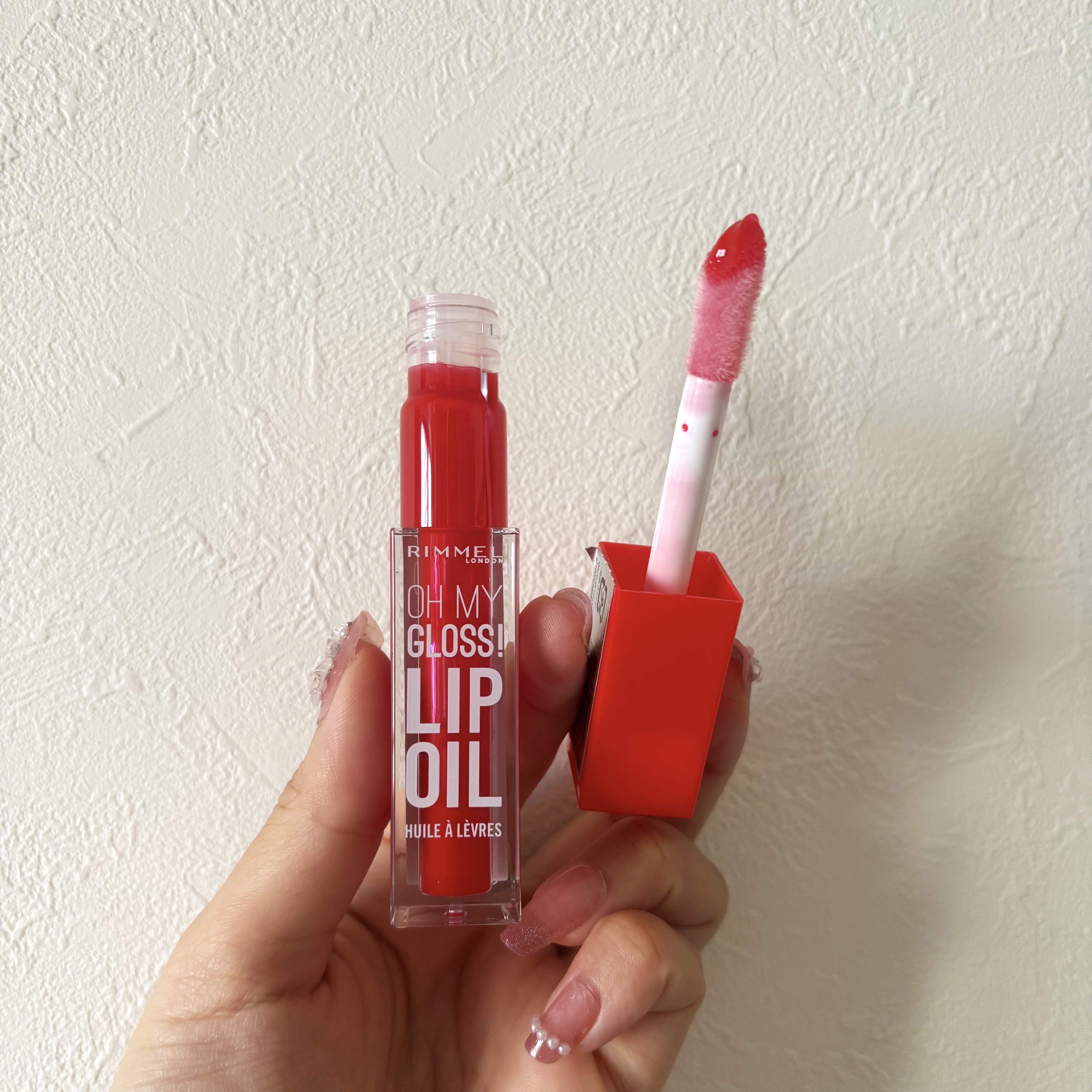 オーマイグロス リップオイル 004 ビビッドレッド(ザクロの香り)/リンメル ロンドン/リップグロスを使ったクチコミ（2枚目）