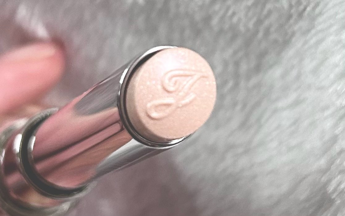 ジルスチュアート コントゥアリングスティック ガーデンオブジョイ 01 glow ivory/JILL STUART/シェーディングを使ったクチコミ（3枚目）