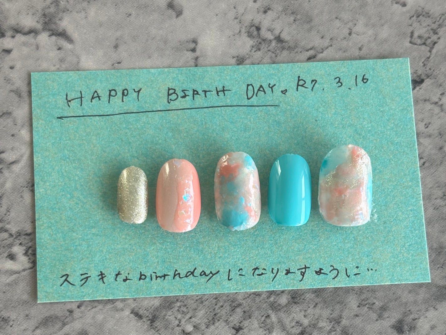 オハナ・マハロ フレグランスネイル 全8色/OHANA MAHAALO/マニキュアを使ったクチコミ(5枚目)