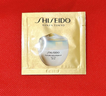 SHISEIDO フューチャーソリューション LX トータル プロテクティブ クリームeのクチコミ「商品購入した際にサンプルを頂いたので、使用してみました。日中用のクリームなので、夜用のクリーム.....」(1枚目)