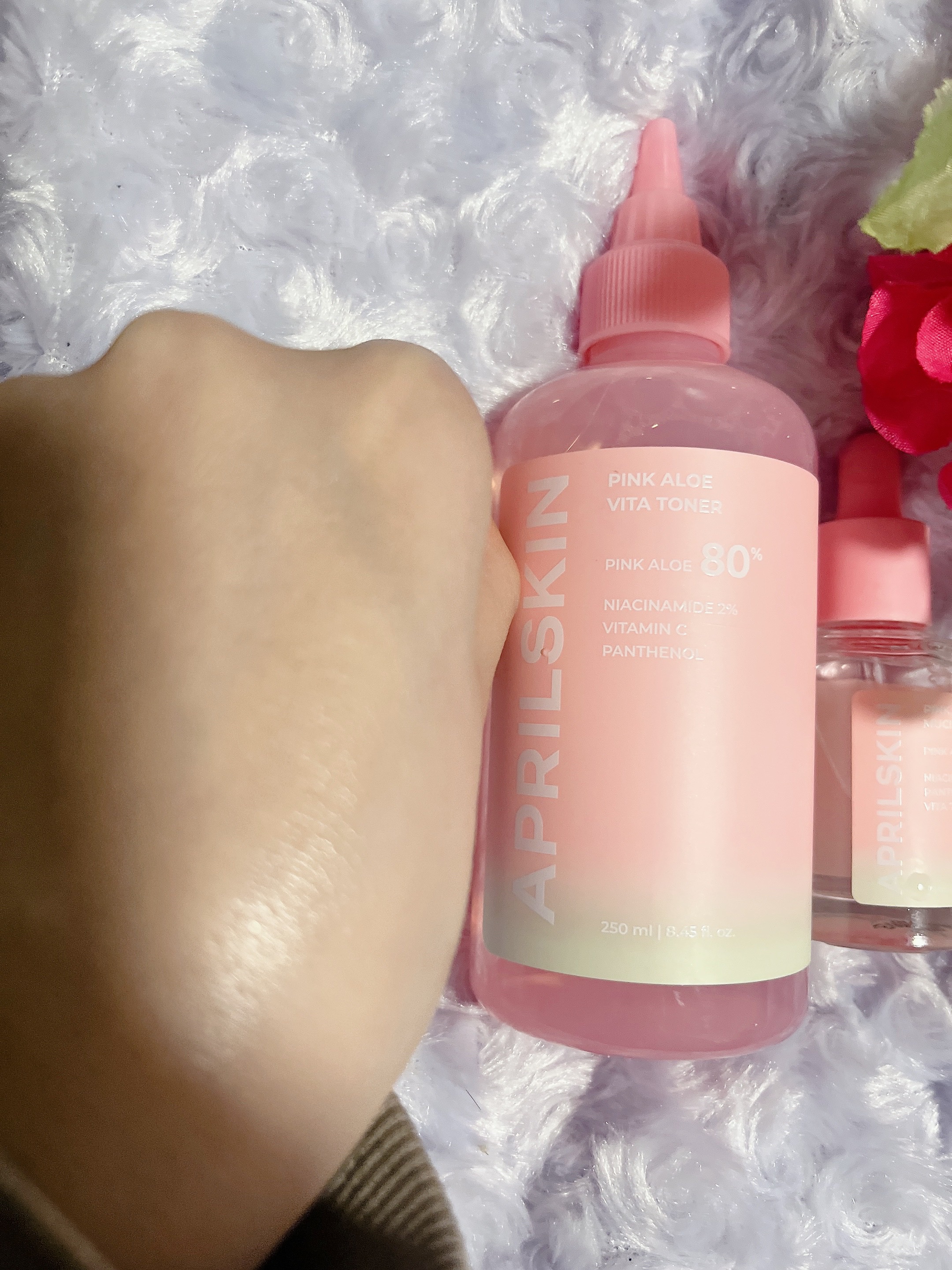 ピンクアロエムチンセラム/APRILSKIN/美容液を使ったクチコミ（2枚目）