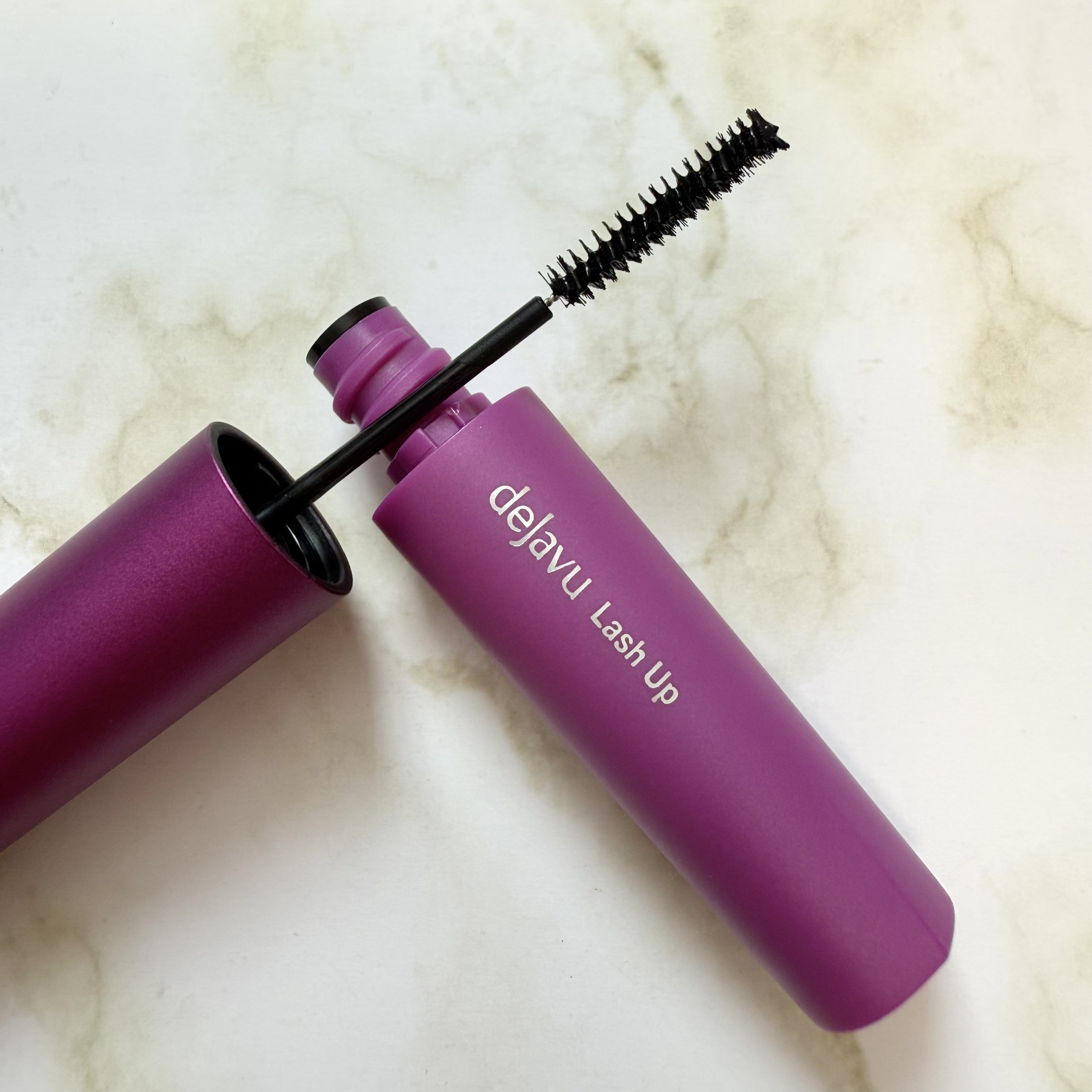 「塗るつけまつげ」自まつげ際立てタイプ/デジャヴュ/マスカラを使ったクチコミ（2枚目）