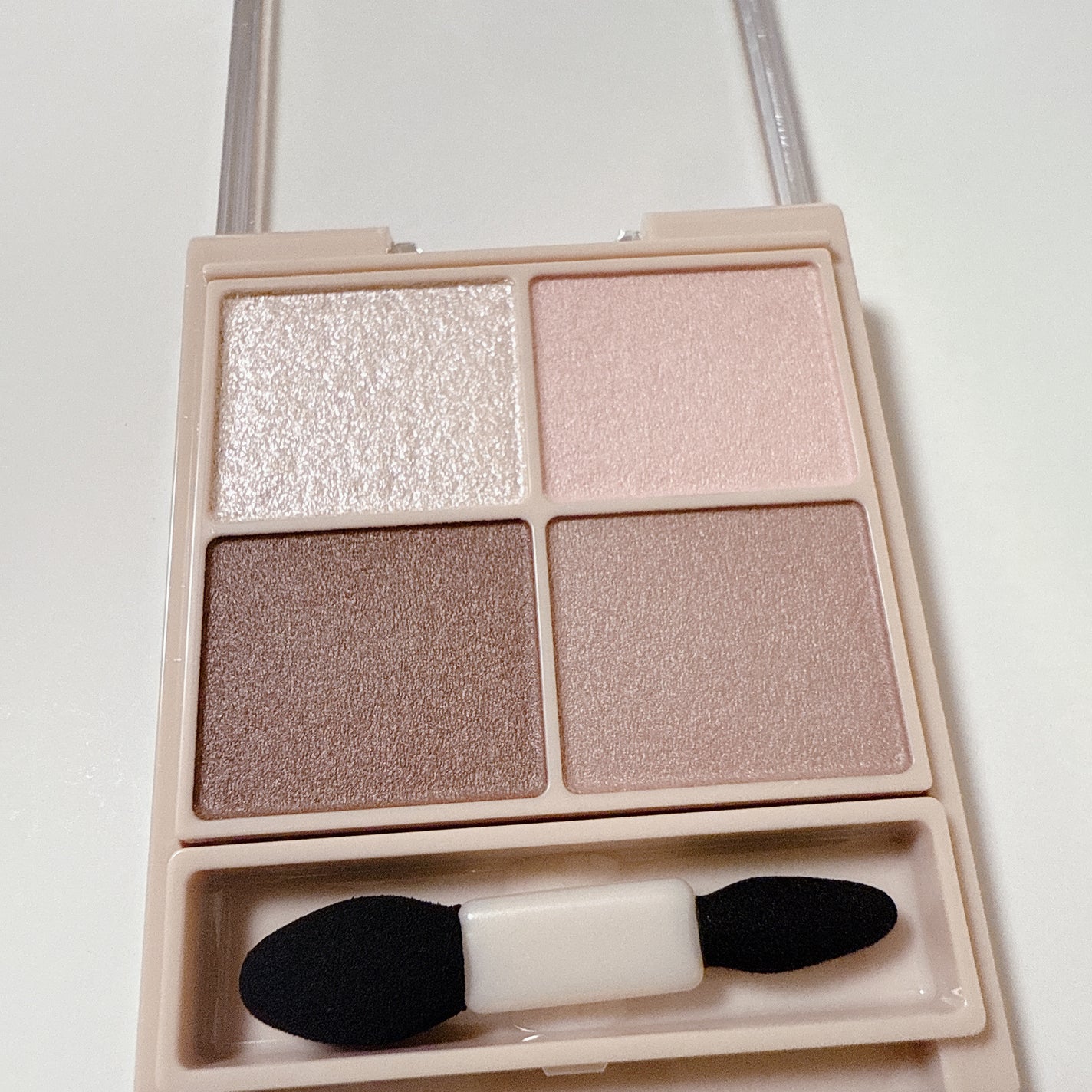 シルキースフレアイズ(マットタイプ)/キャンメイク/アイシャドウパレットを使ったクチコミ(1枚目)