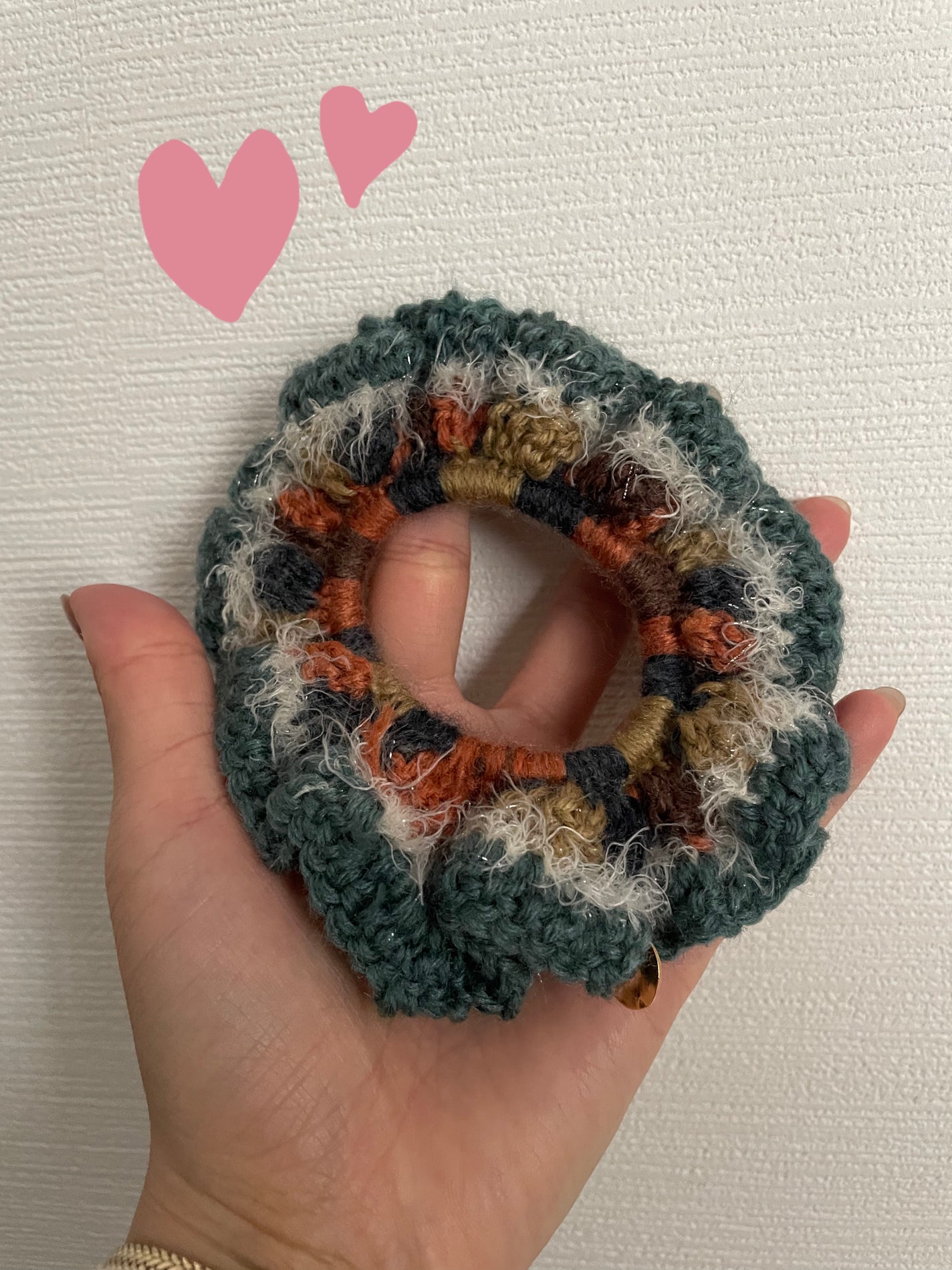 なしか フォロバ100🩵 on LIPS 「シュシュ😊手作りシュシュを購入しました!色味がお気に入りです🤩..」(1枚目)