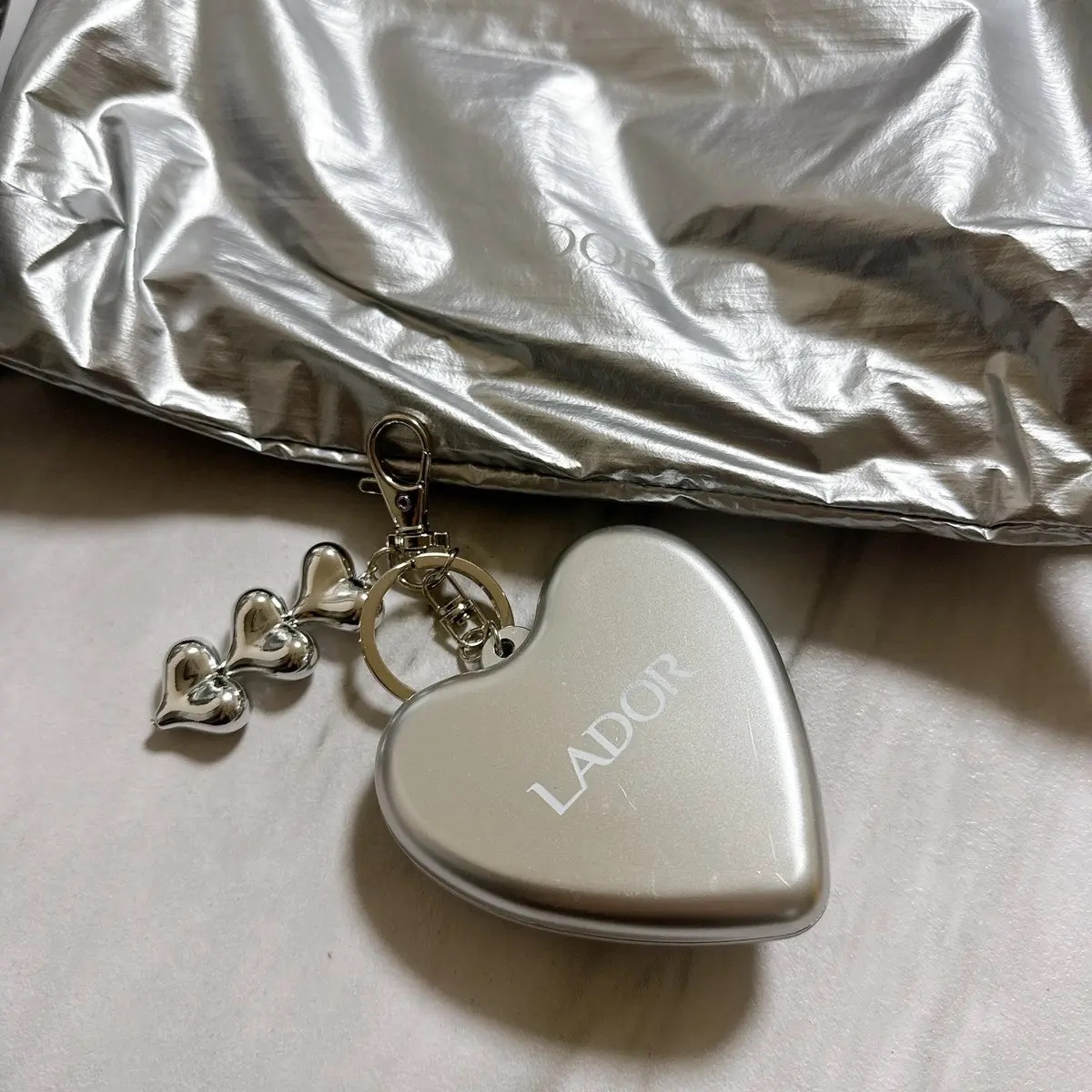 パフュームヘアオイル ヒノキ/La'dor/ヘアオイルを使ったクチコミ（3枚目）