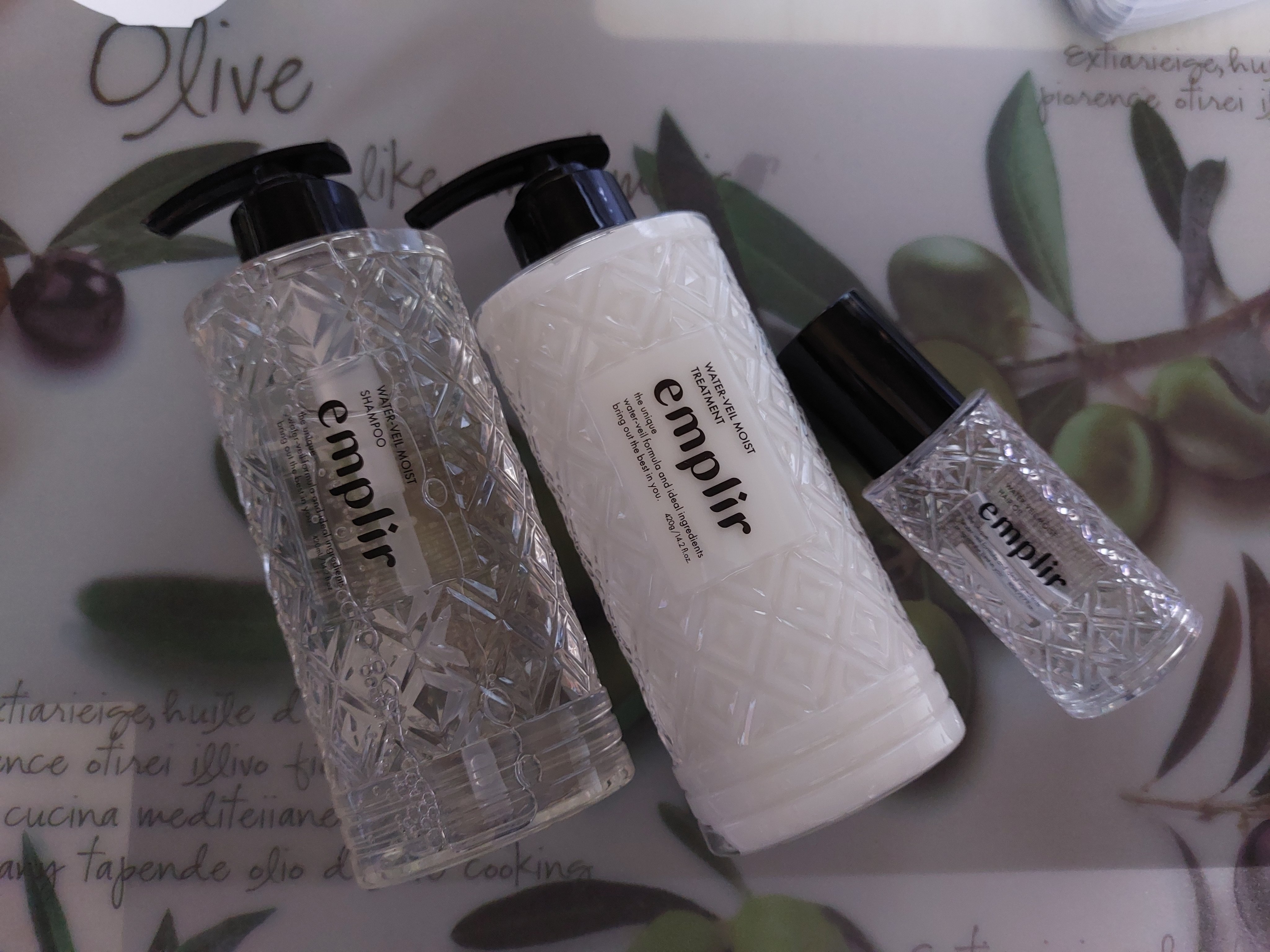 ウォーターベール　モイストシャンプー／トリートメント/emplir/市販シャンプーを使ったクチコミ（1枚目）