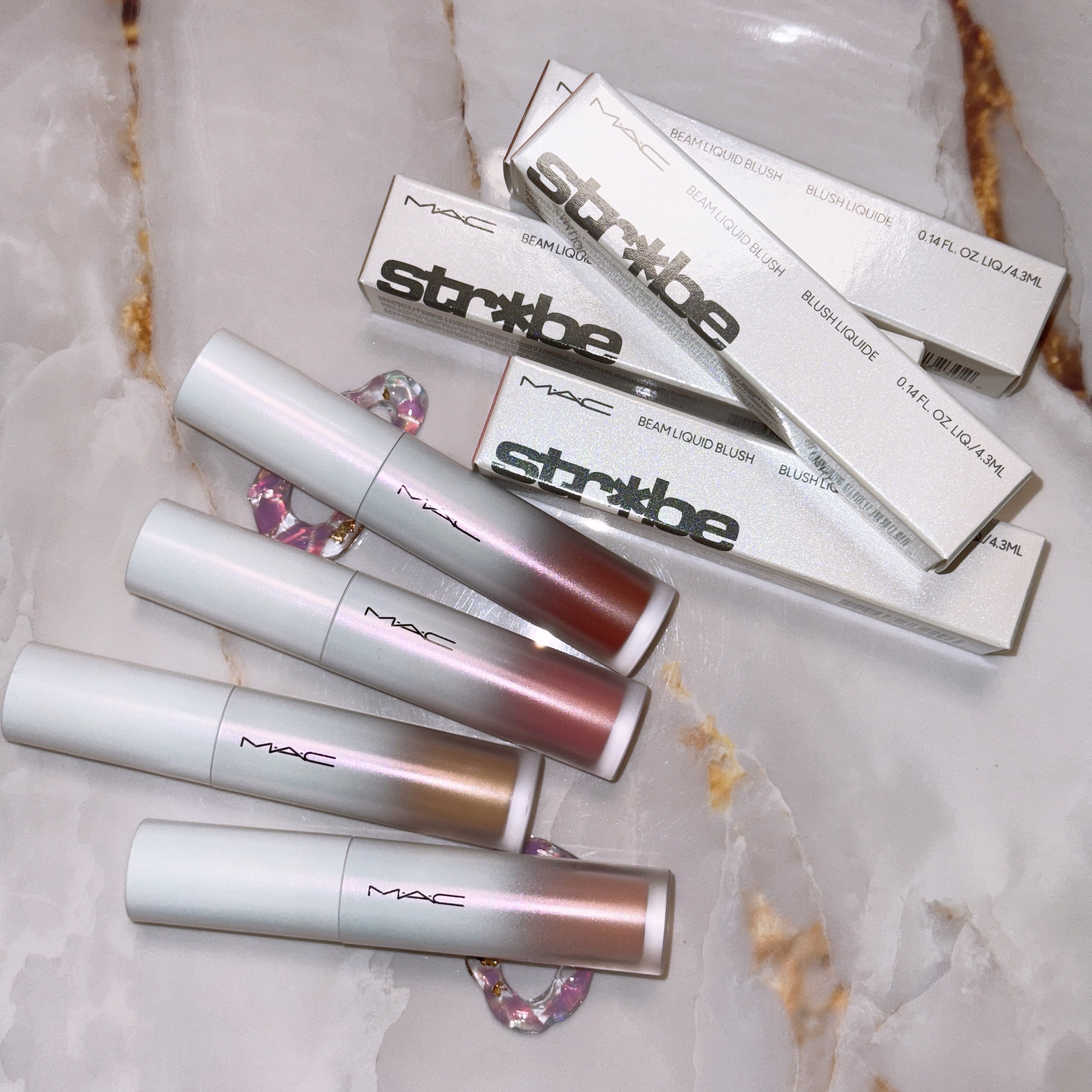 ストロボ ビーム リキッド ブラッシュ/M・A・C/リキッドチークを使ったクチコミ（2枚目）