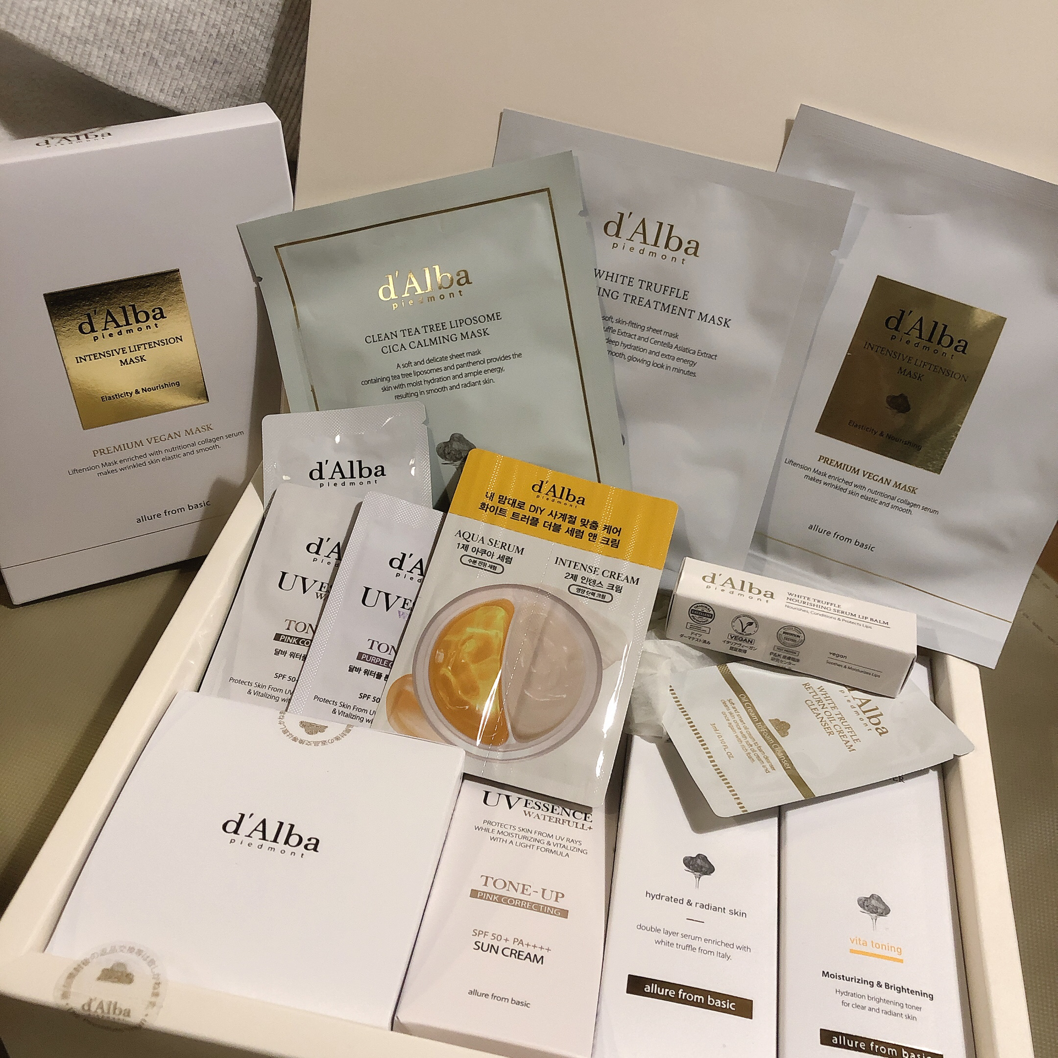 ダルバ ホワイトトリュフファーストスプレーセラム/ダルバ/ミスト状化粧水を使ったクチコミ（1枚目）