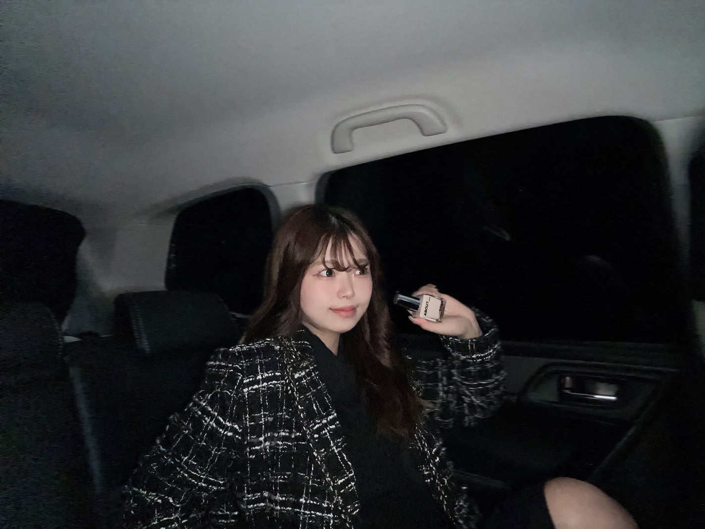 スキンレイヤーフィットファンデーション/ABOUT TONE/リキッドファンデーションを使ったクチコミ(3枚目)