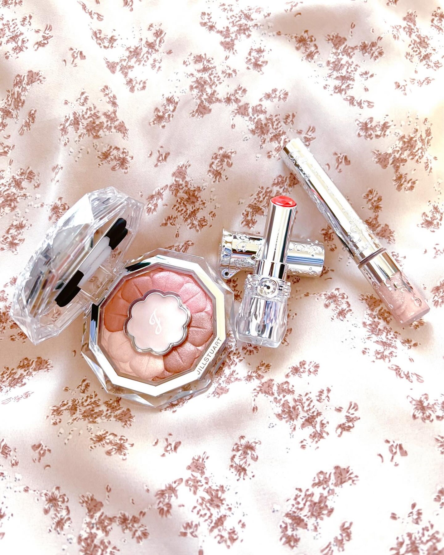 ジルスチュアート ブルームクチュール アイズ/JILL STUART/アイシャドウパレットを使ったクチコミ(1枚目)