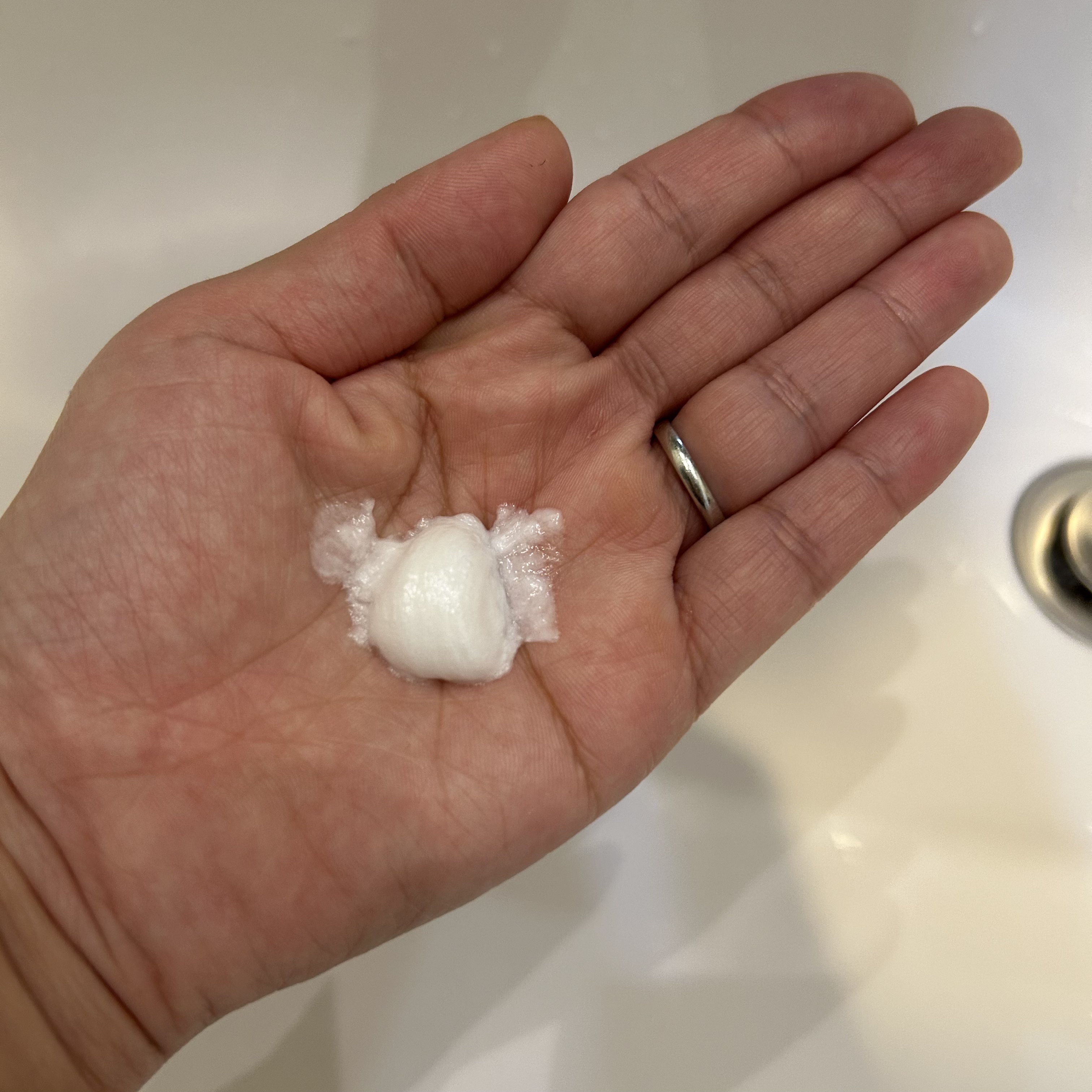 マイクロフォーム クレンザー(夜用洗顔)/LAGOM /クレンジングクリームを使ったクチコミ（2枚目）