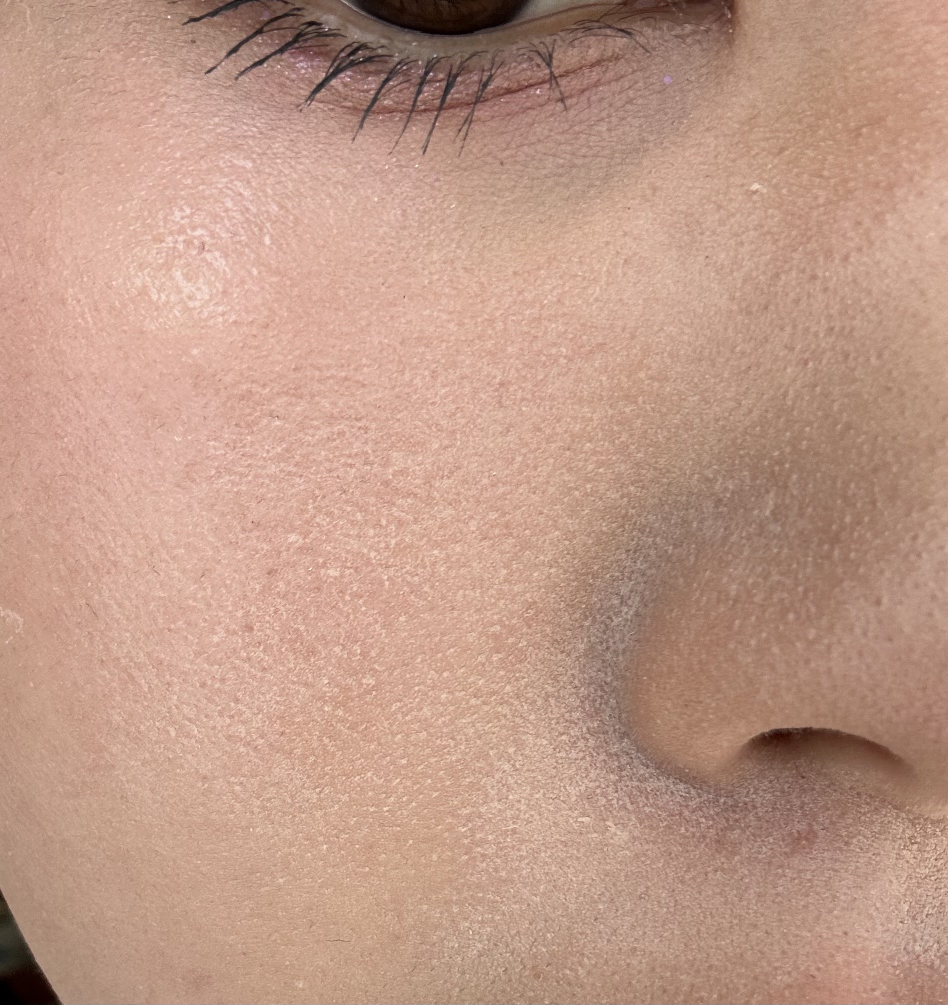 フィー クッションエッグフィットカバー/fwee/クッションファンデーションを使ったクチコミ（3枚目）