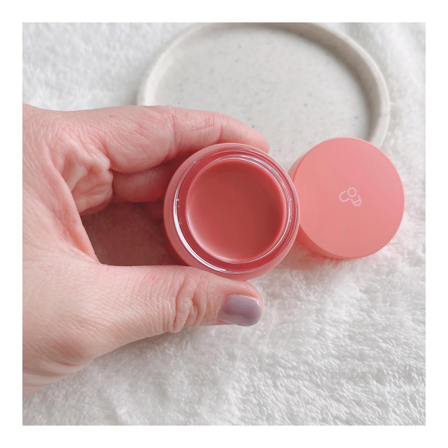 GLOWY TINT BALM/AOU/リップグロスを使ったクチコミ（3枚目）