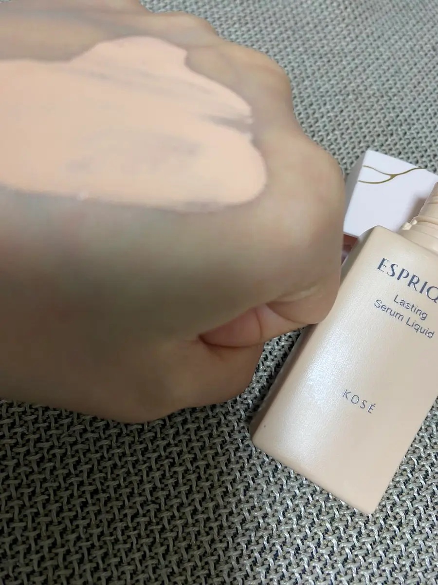 ESPRIQUE トリプル ラスティング プライマーのクチコミ「#PR #エスプリーク
#毛穴レス微光肌 を目指せる
#美容液ファンデ

エスプリーク　ラステ.....」（2枚目）