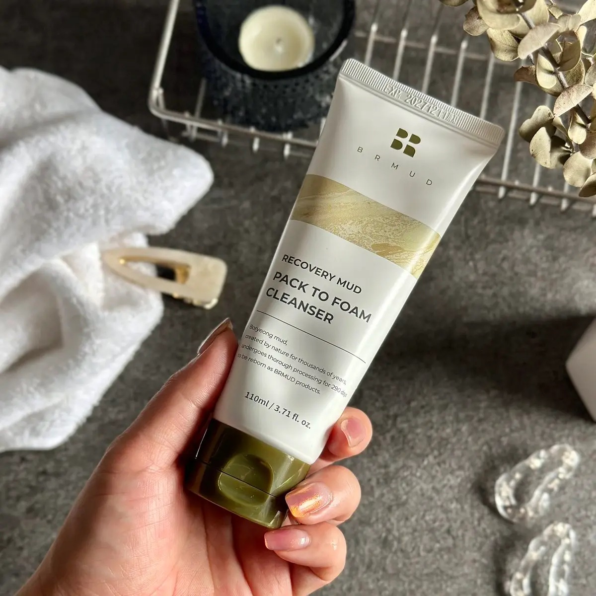 リカバリーマッドバックツーフォームクレンザー/BRMUD/洗顔フォームを使ったクチコミ（1枚目）