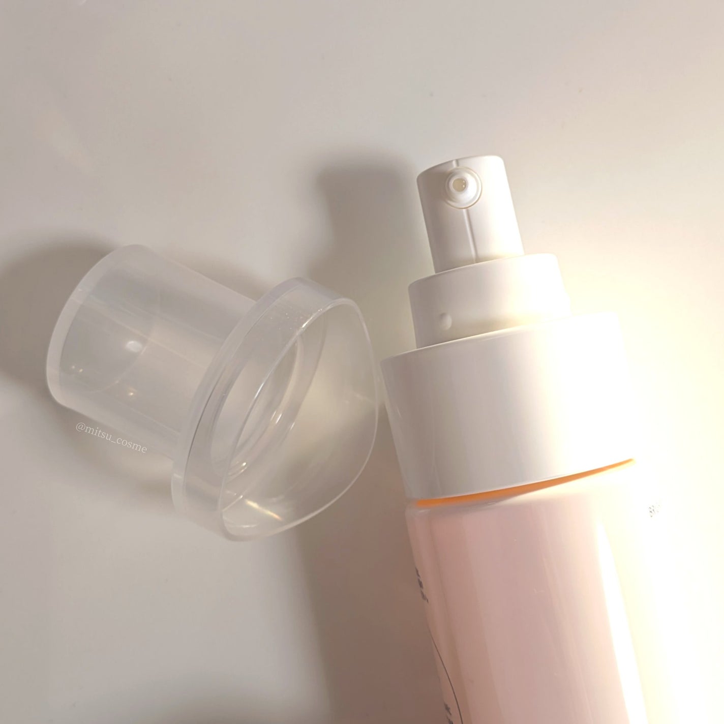 蜜子 on LIPS 「限定の便利グッズ🎵エリクシールの化粧水・乳液用のディスペンサー..」(2枚目)