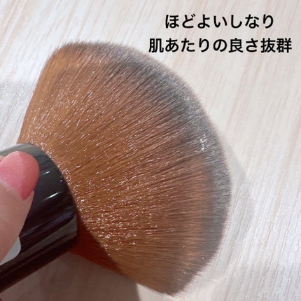 カブキブラシ(全長約7cm)/エトヴォス/メイクブラシを使ったクチコミ(4枚目)
