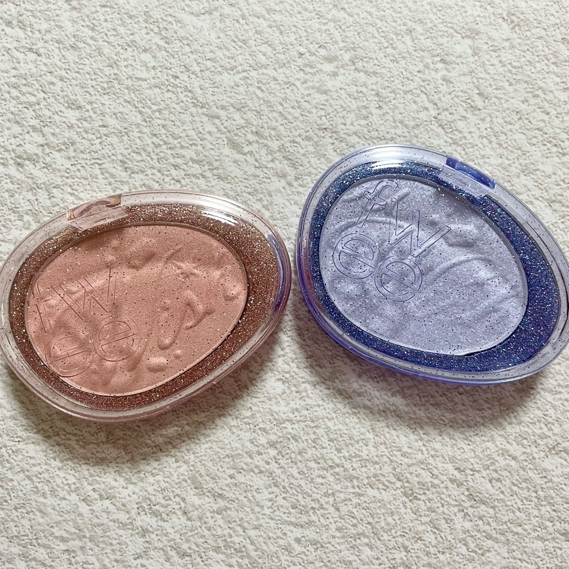 フィー グリッツストーンハイライター/fwee/パウダーハイライトを使ったクチコミ（1枚目）