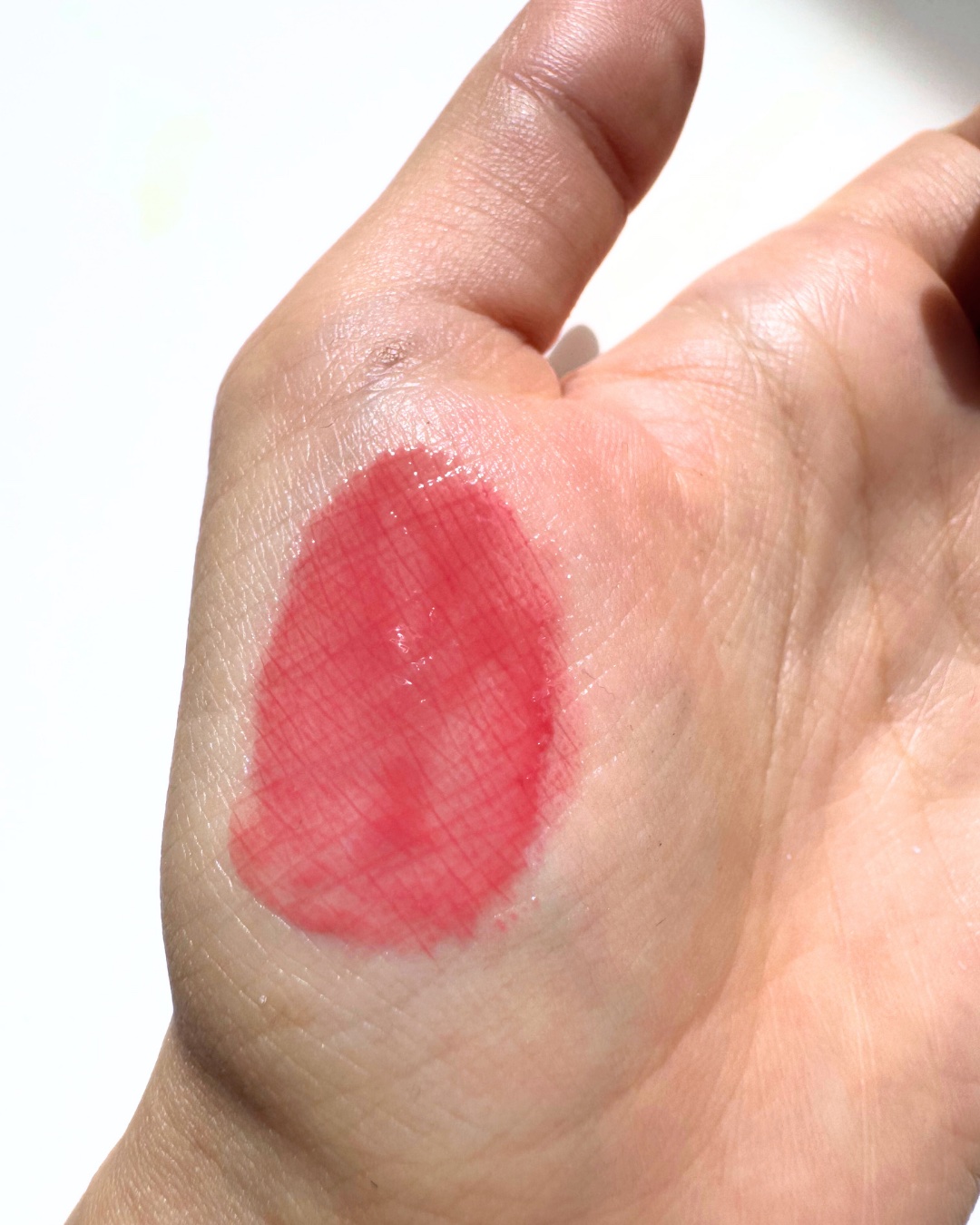 ロウグロウデューイーボール/hince/リップバームを使ったクチコミ（3枚目）