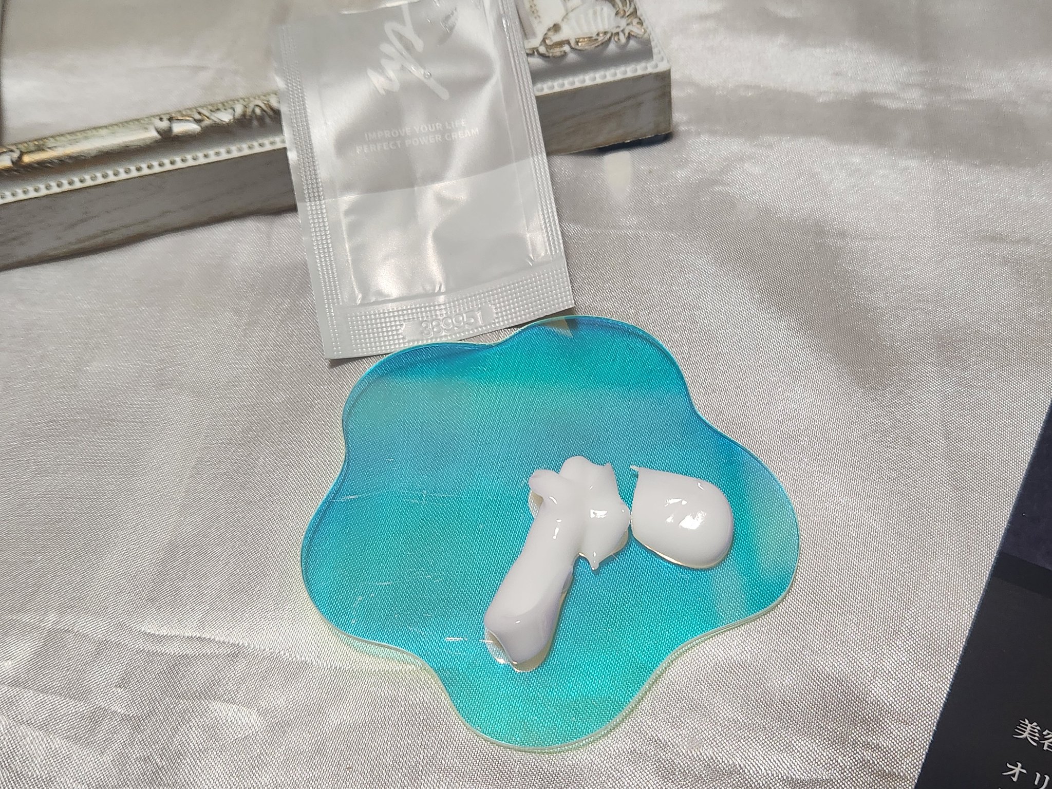 リジュアップ パーフェクトパワークリーム/リジュアップ/フェイスクリームを使ったクチコミ（2枚目）