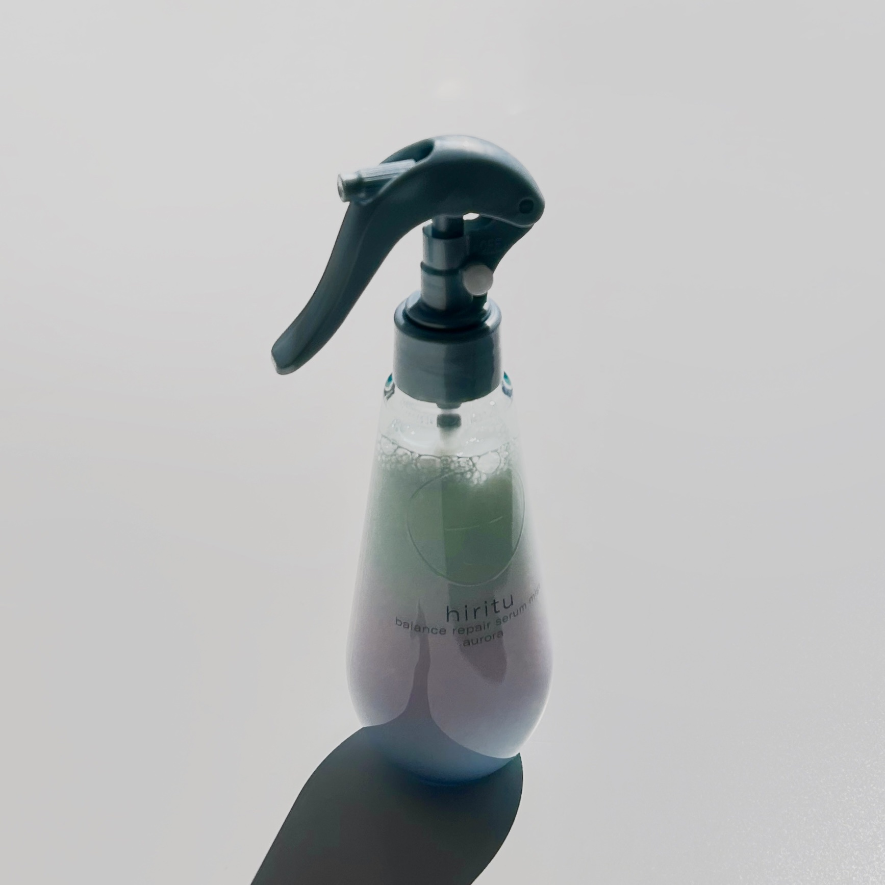 ヒリツ バランスリペアセラムミスト オーロラ/hiritu/ヘアミストを使ったクチコミ（1枚目）